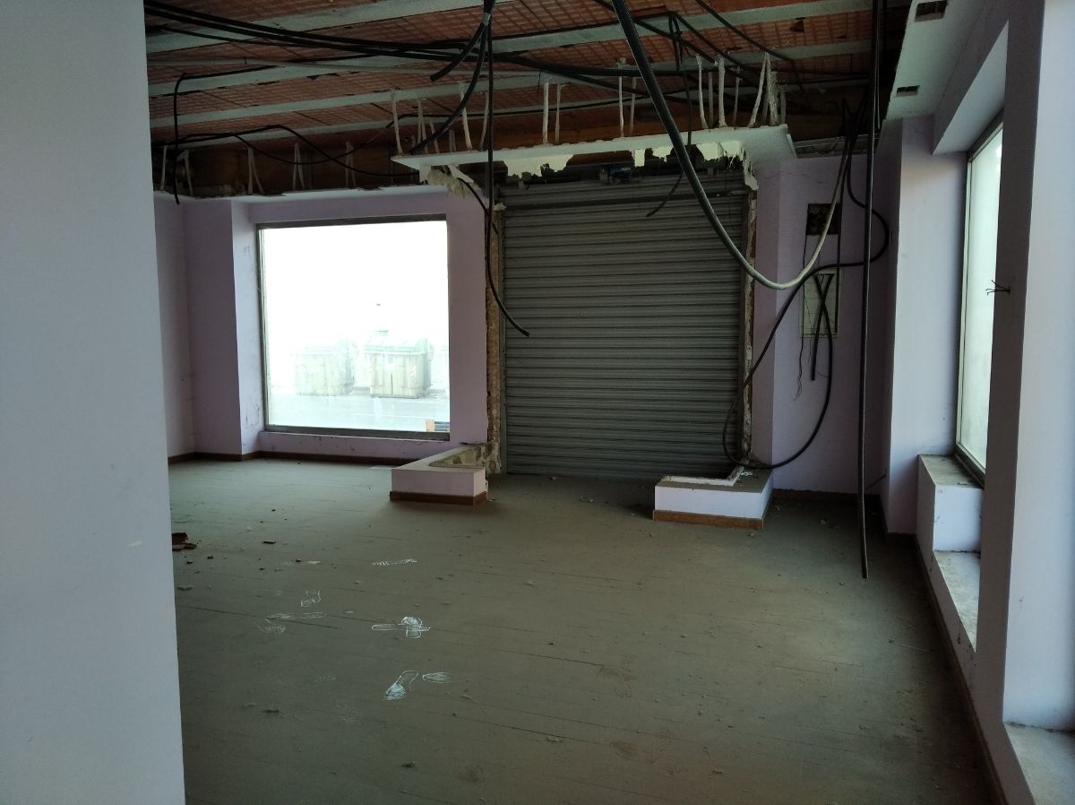 Venta de local en Consuegra