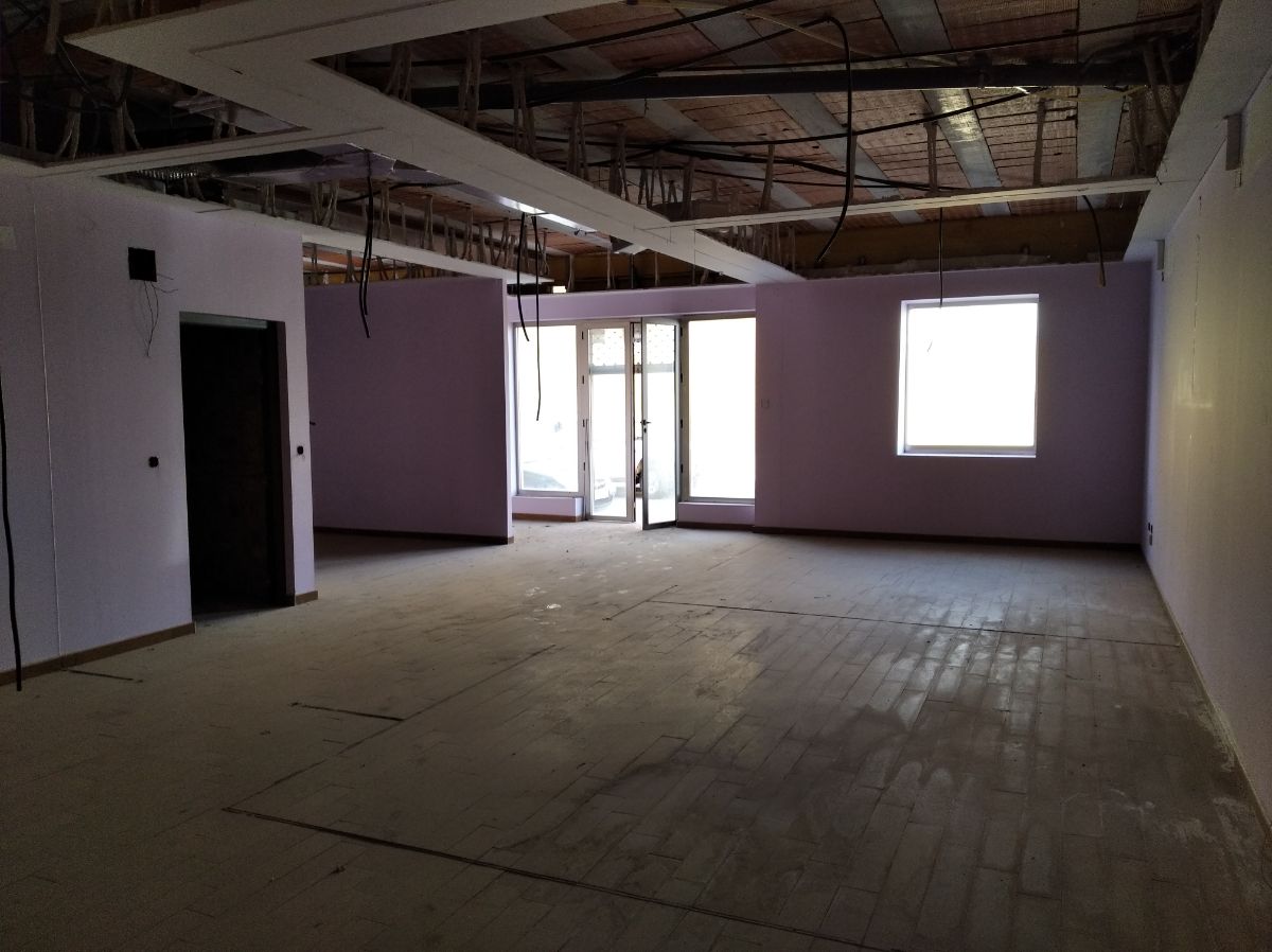 Venta de local en Consuegra