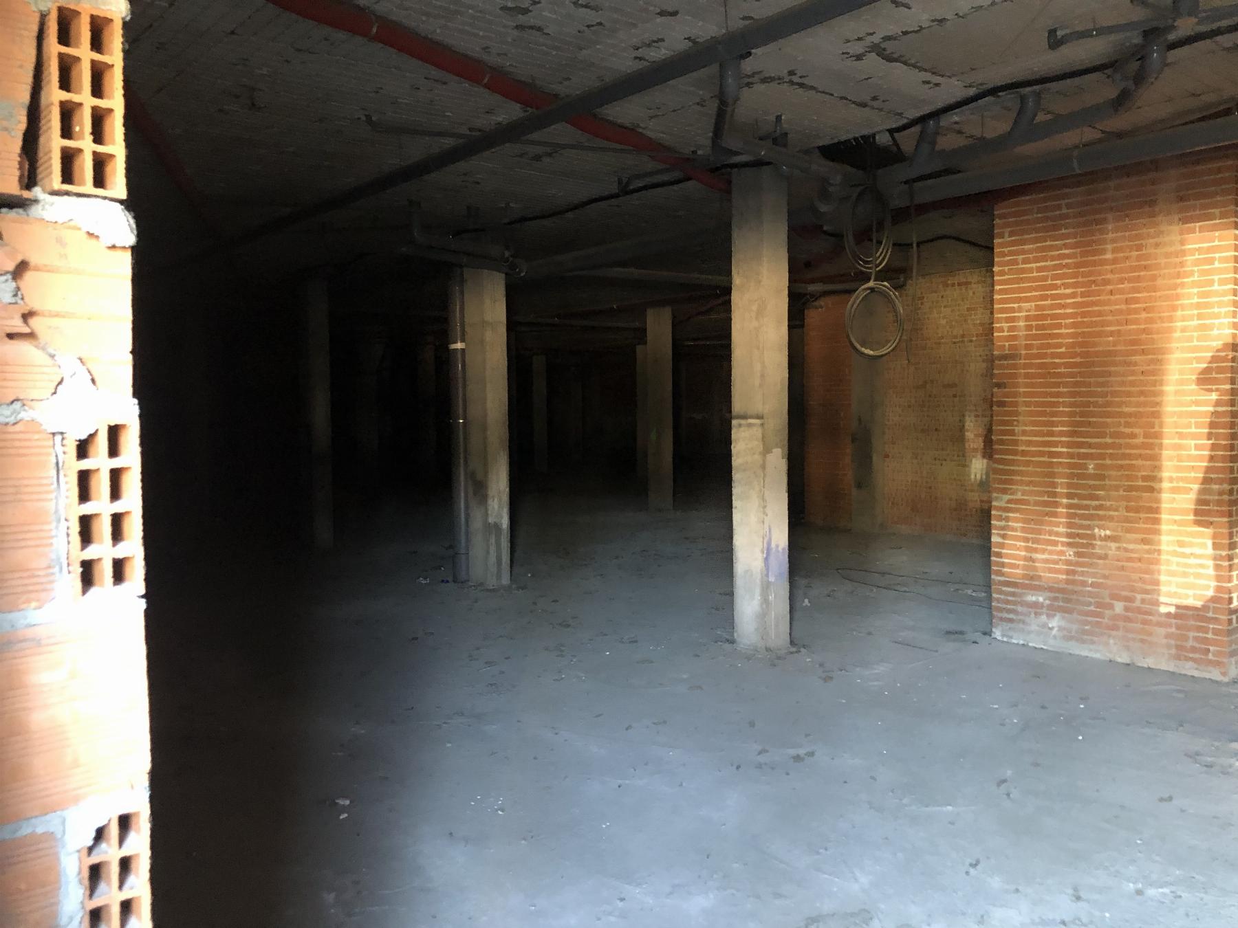 Venta de local comercial en Villanueva del Pardillo