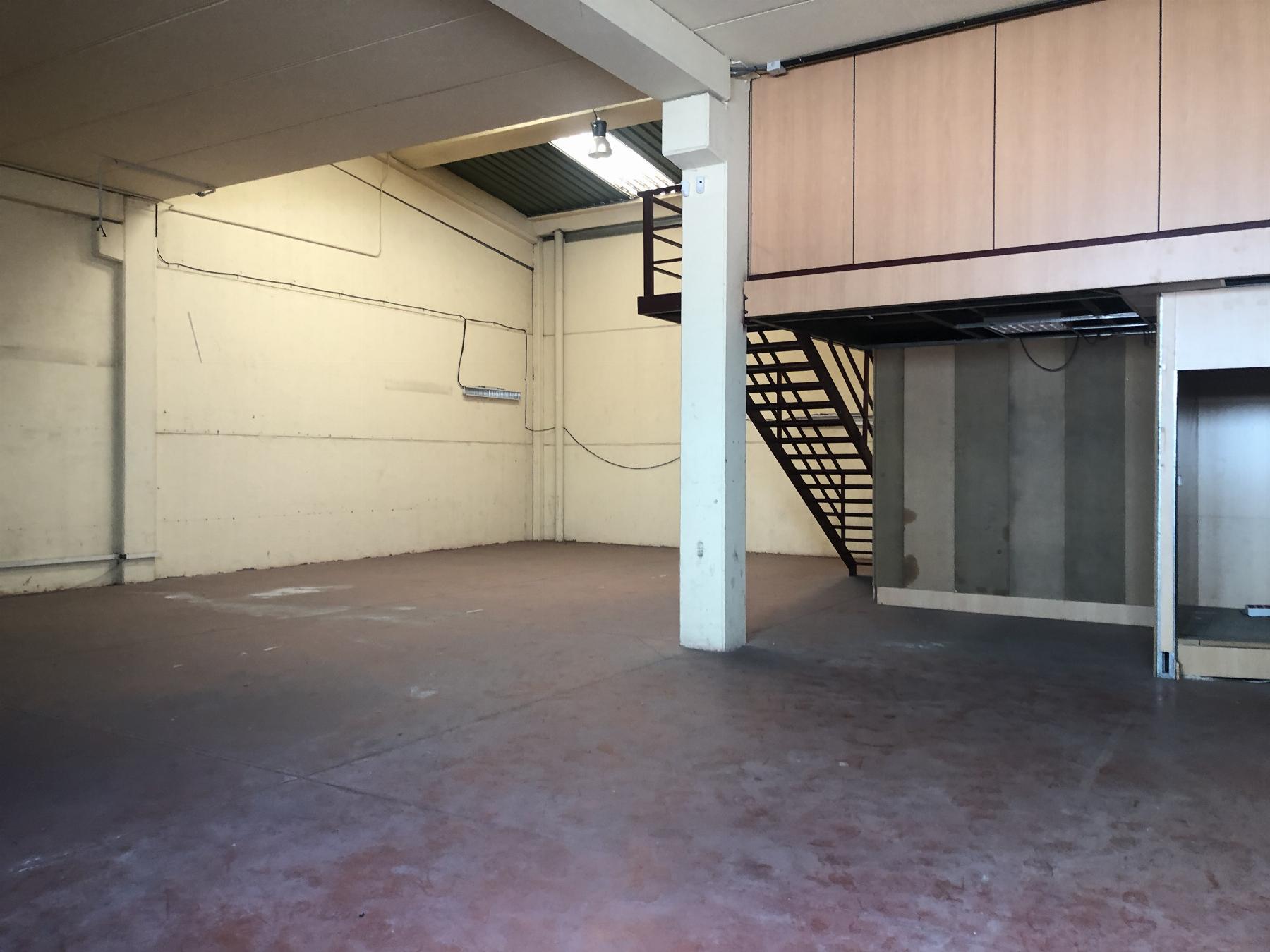 Venta de nave industrial en Leganés