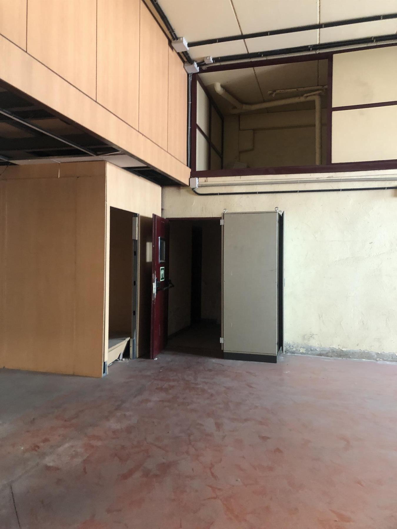 Venta de nave industrial en Leganés