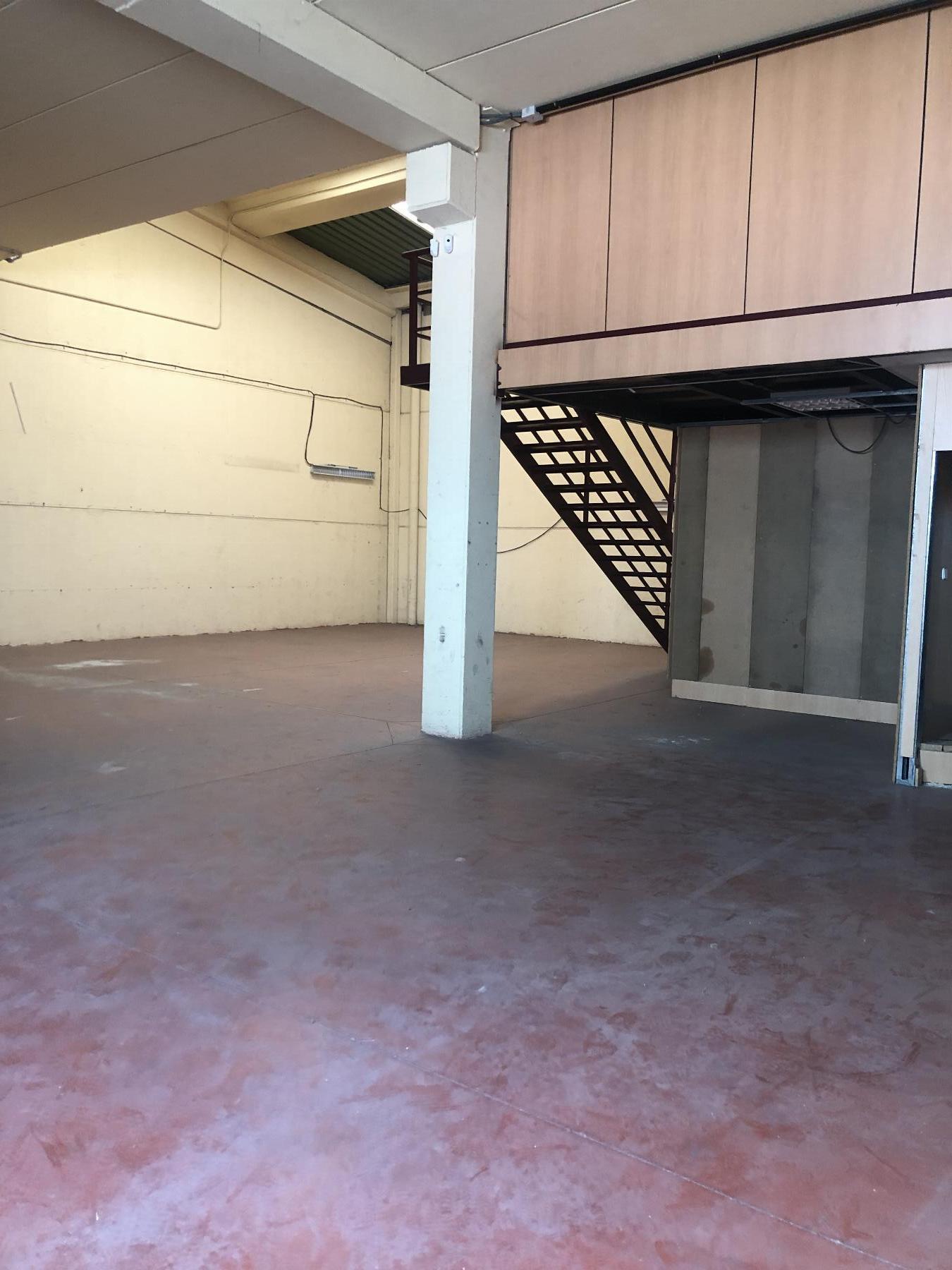 Venta de nave industrial en Leganés