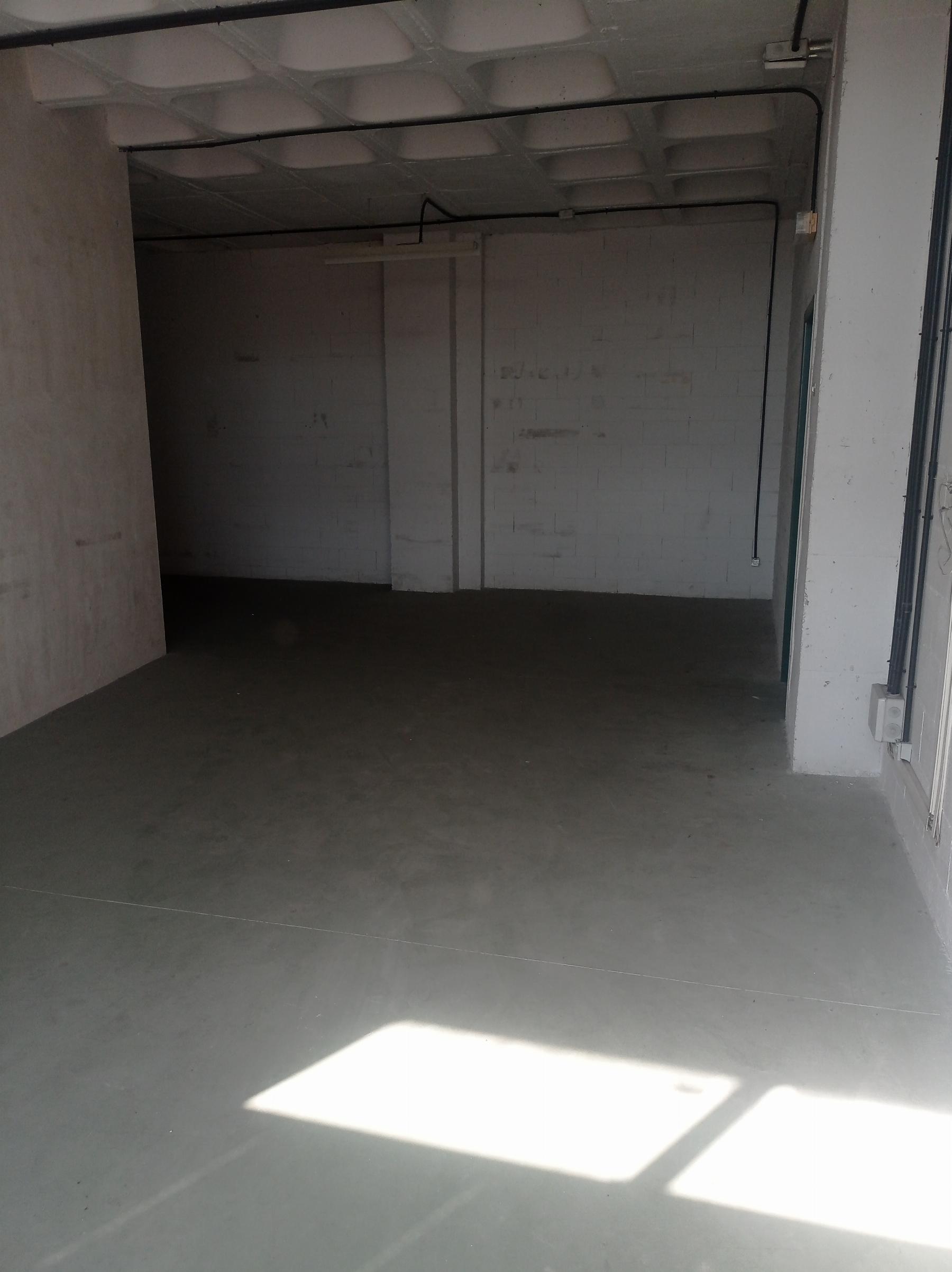 Venta de nave industrial en Madrid