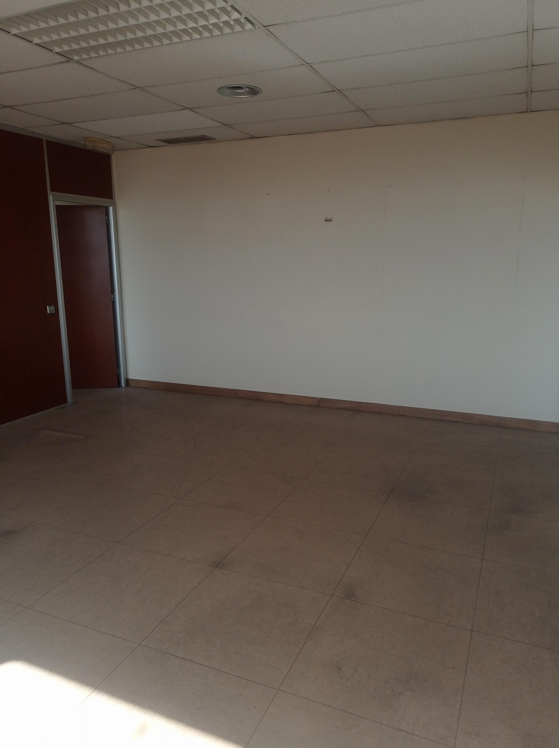 Venta de nave industrial en Madrid