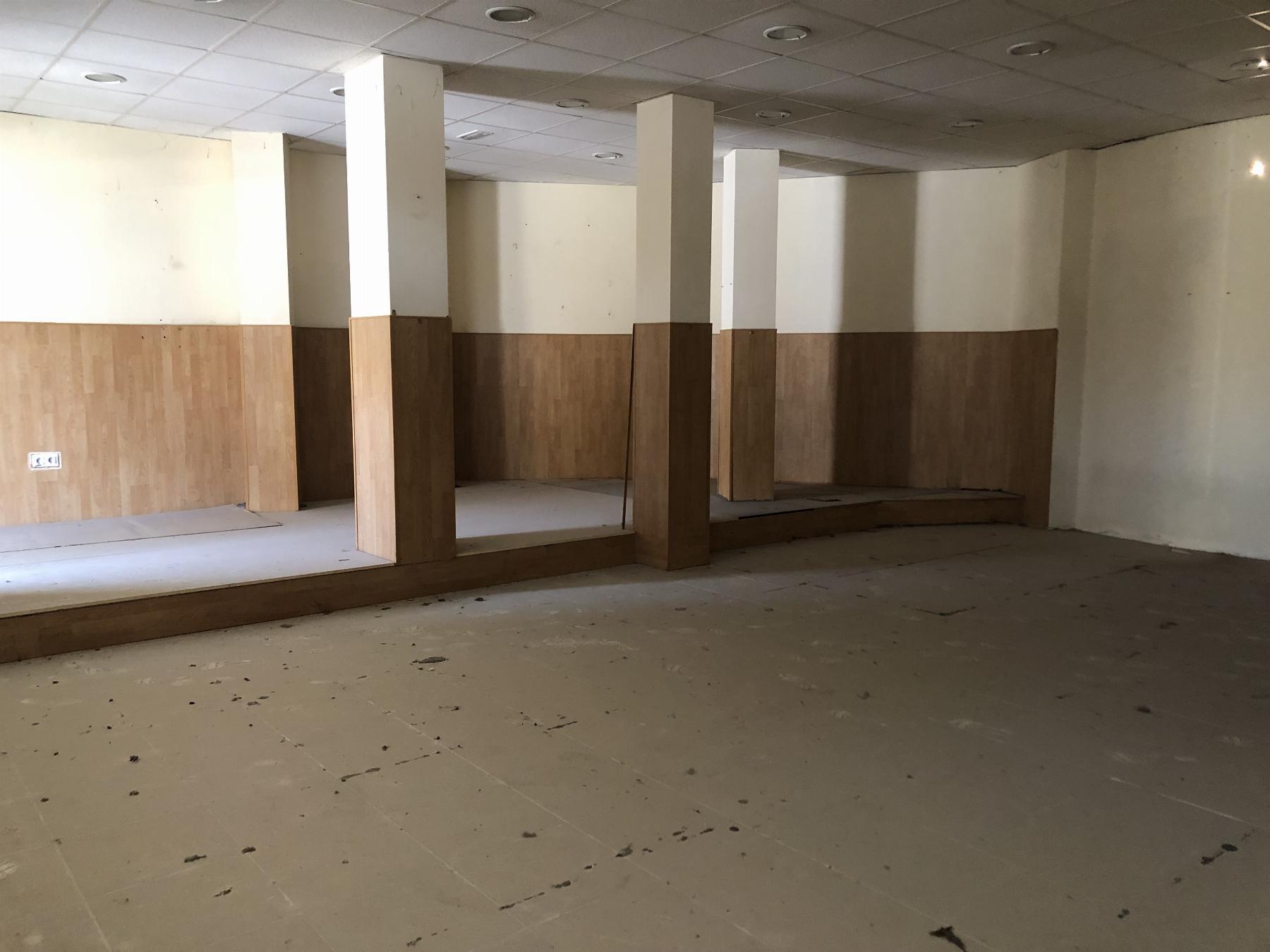 Venta de local comercial en San Martín de la Vega