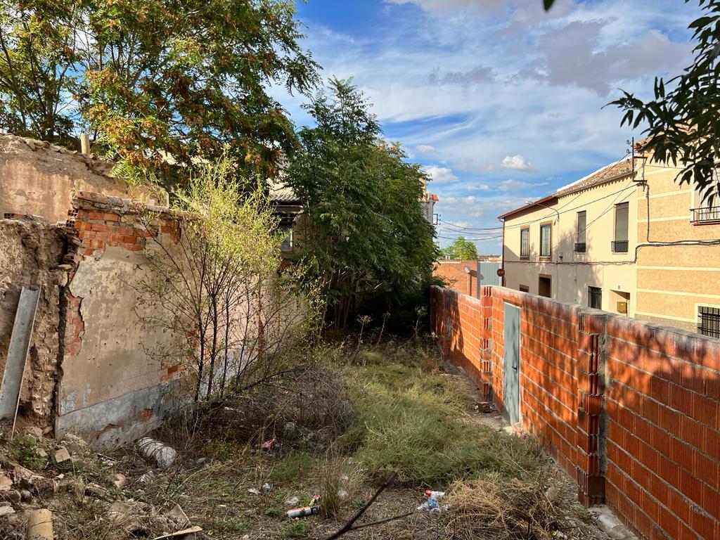 Venta de terreno en Consuegra
