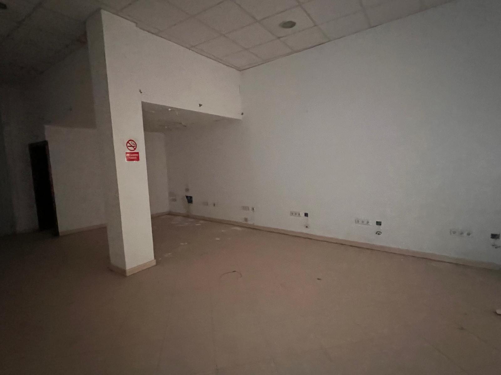 Venta de local en Morata de Tajuña