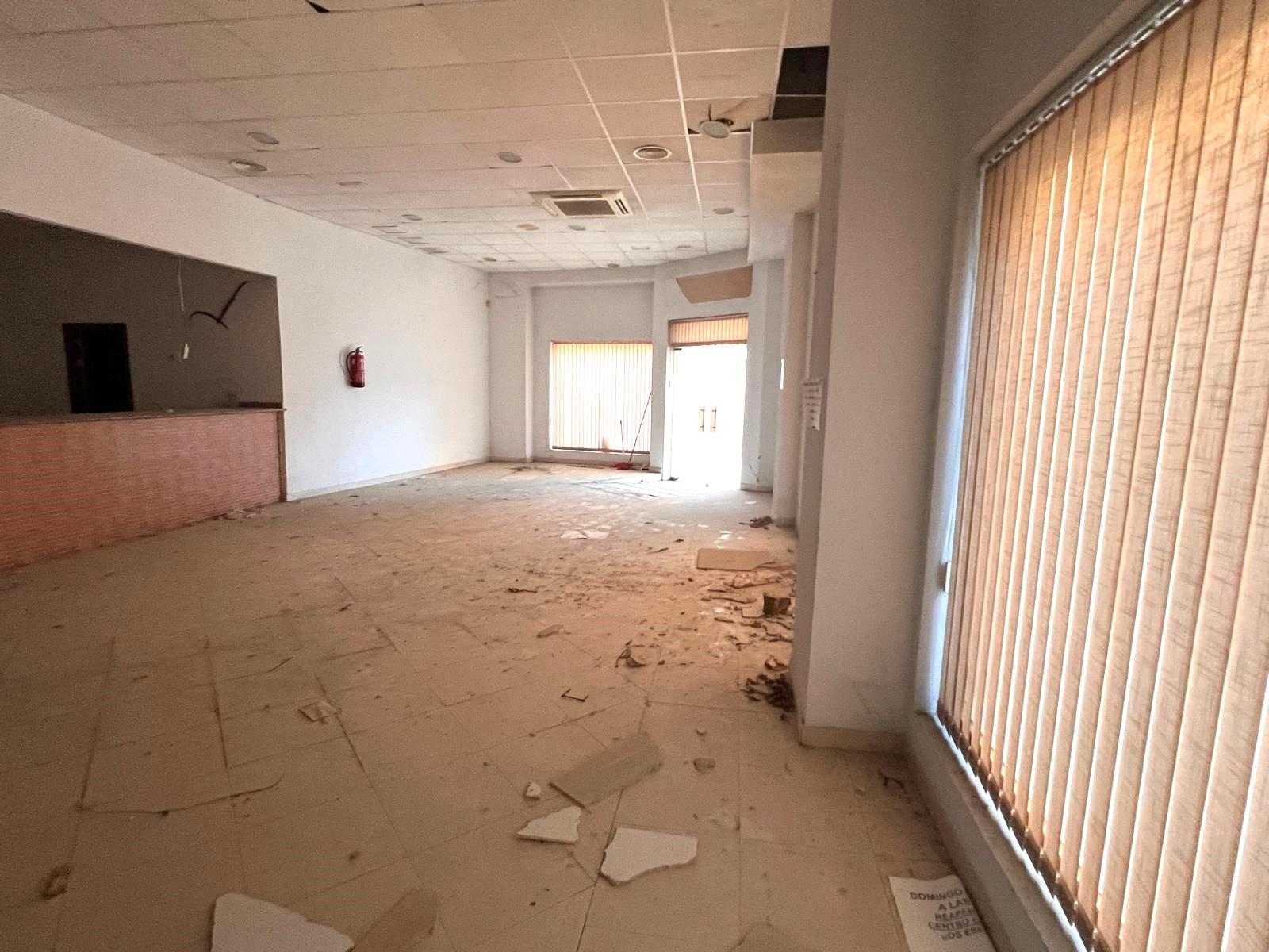 Venta de local en Morata de Tajuña