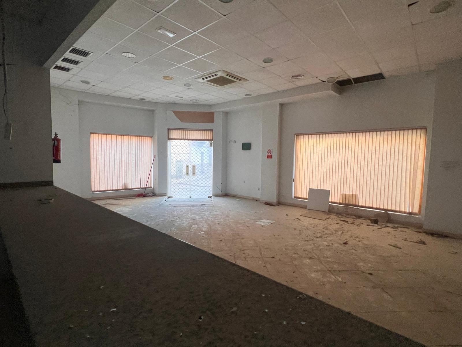 Venta de local en Morata de Tajuña