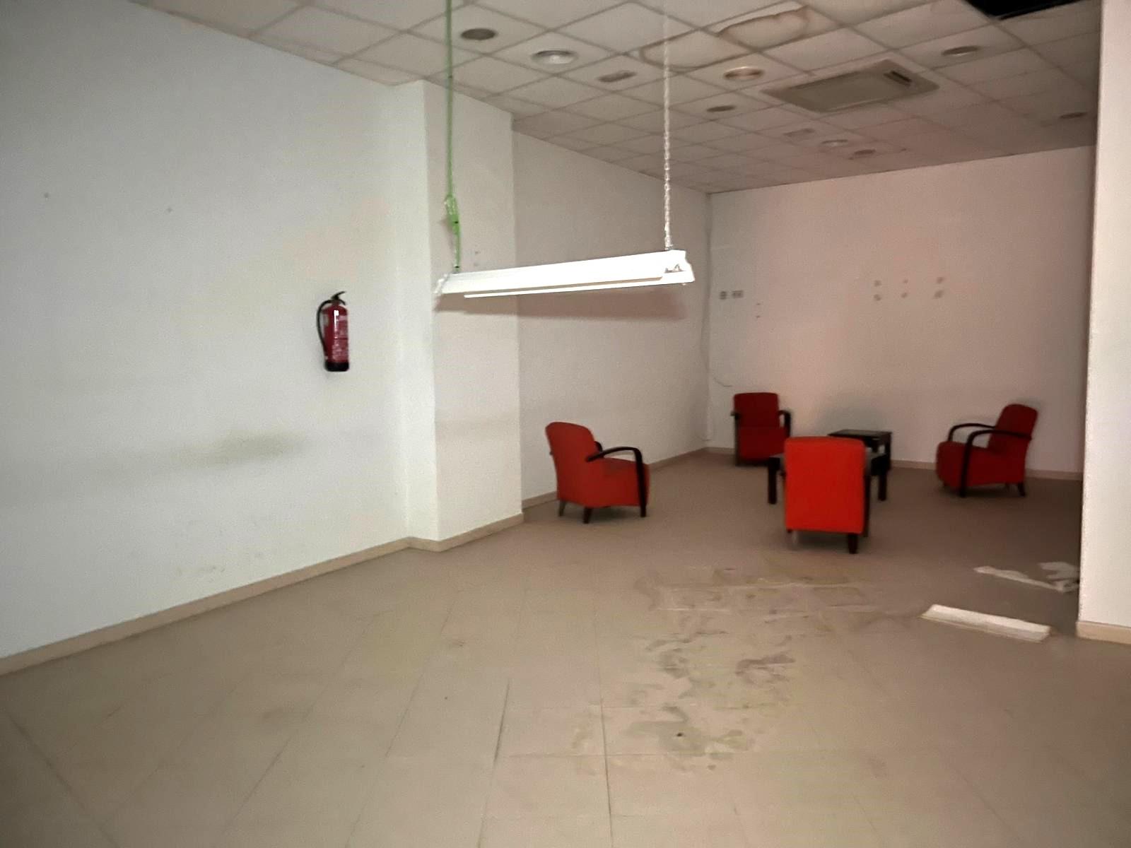 Venta de local en Morata de Tajuña