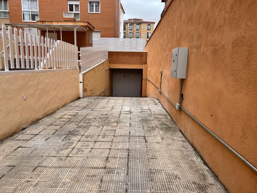 Venta de garaje en Ocaña