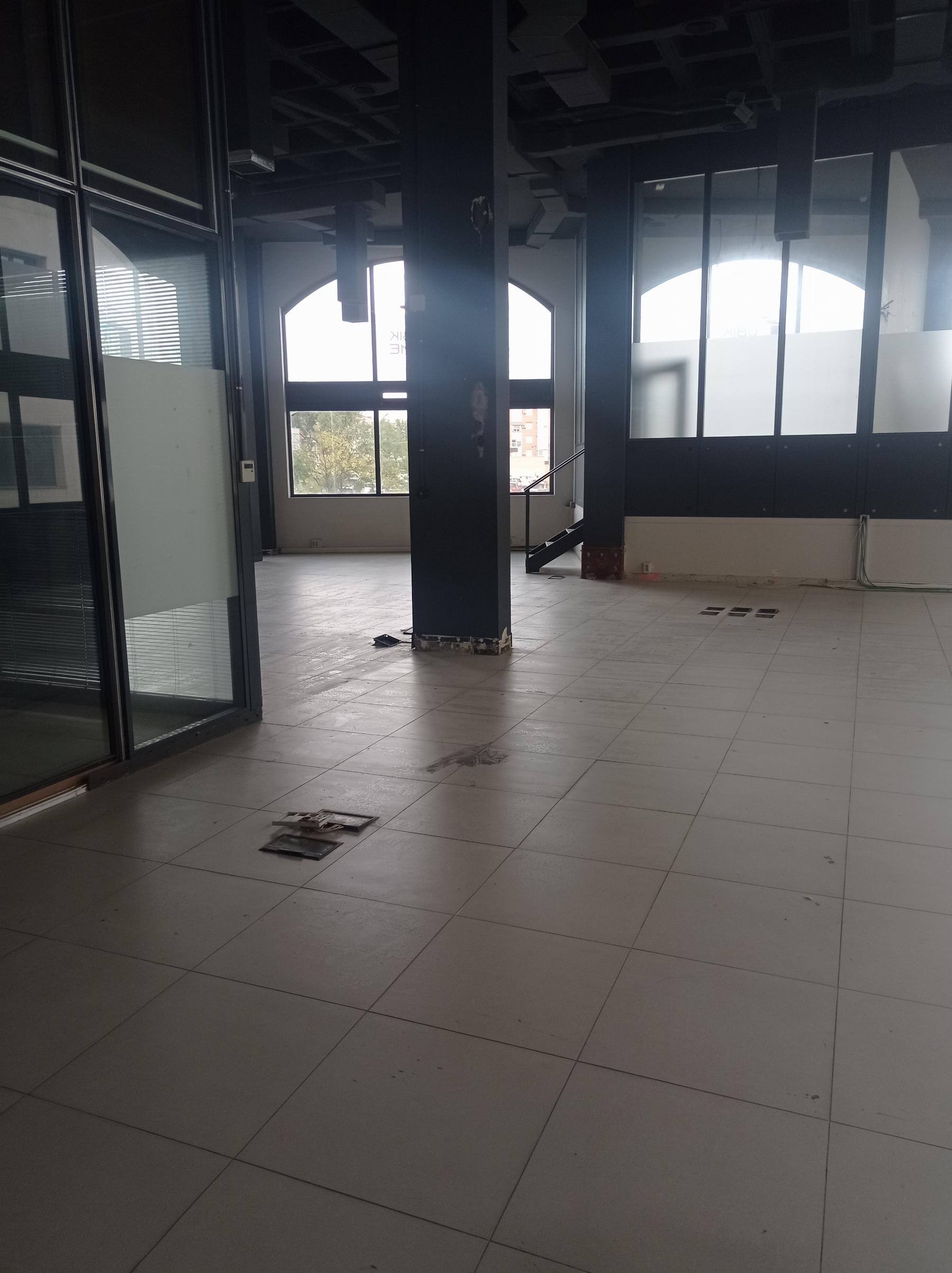 Venta de nave industrial en Madrid