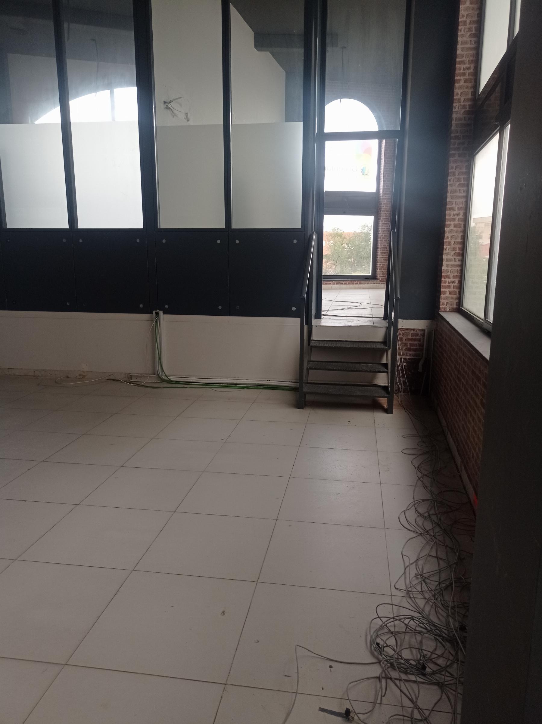 Venta de nave industrial en Madrid