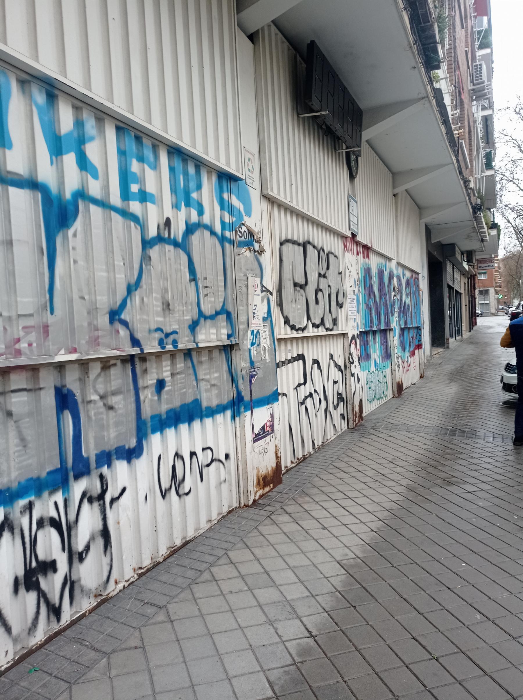 Venta de local comercial en Madrid