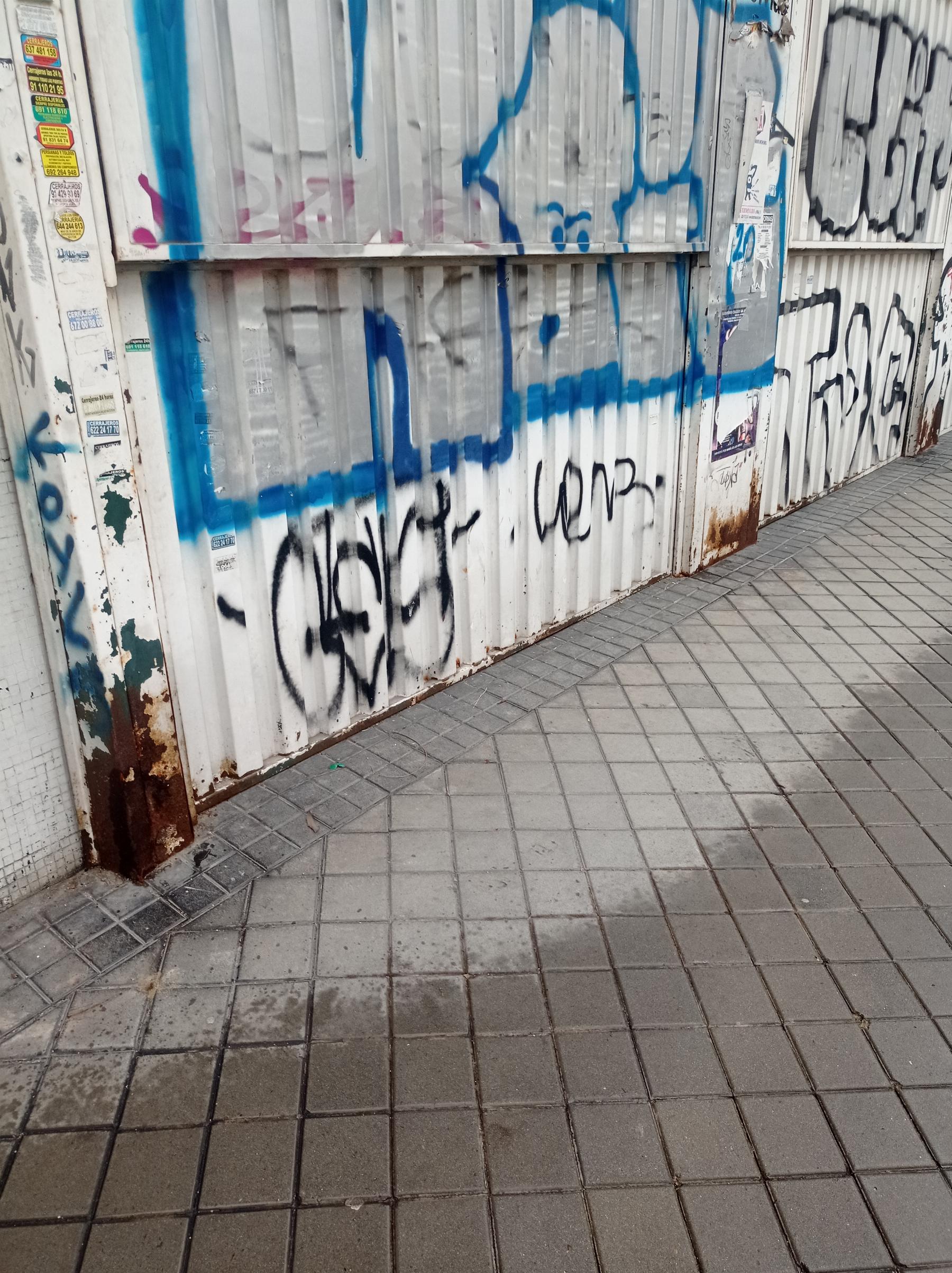 Venta de local comercial en Madrid