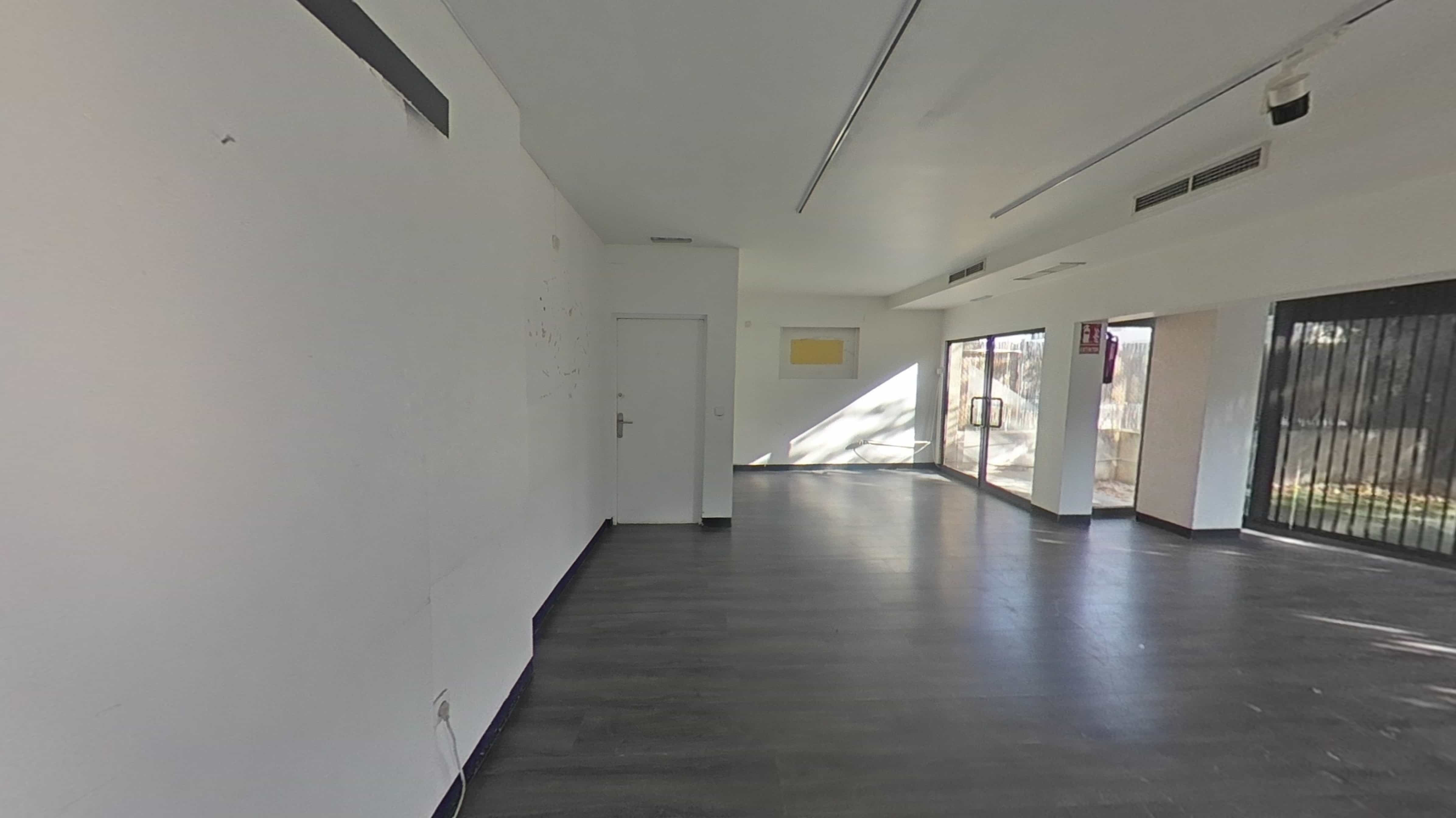 Venta de local comercial en Madrid
