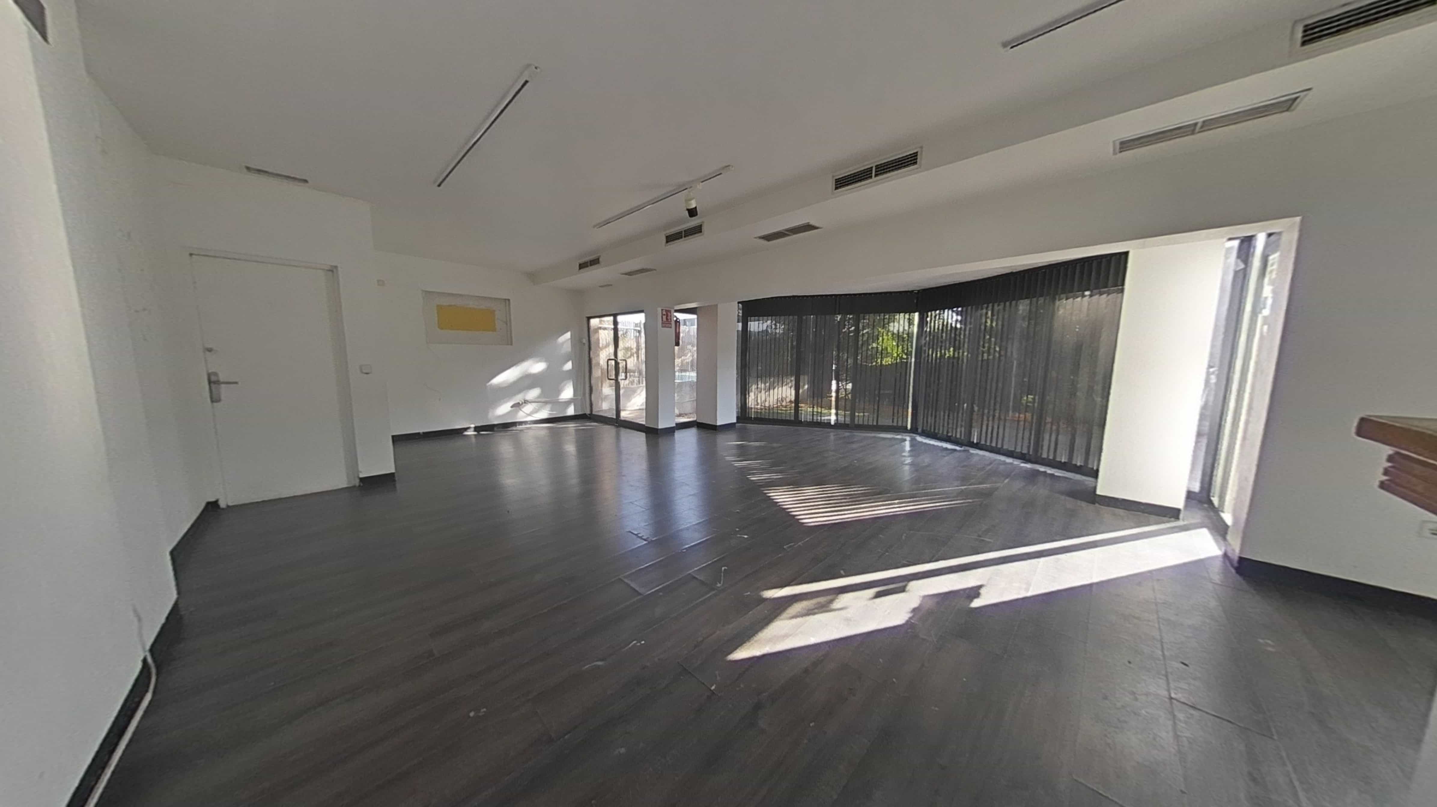 Venta de local comercial en Madrid