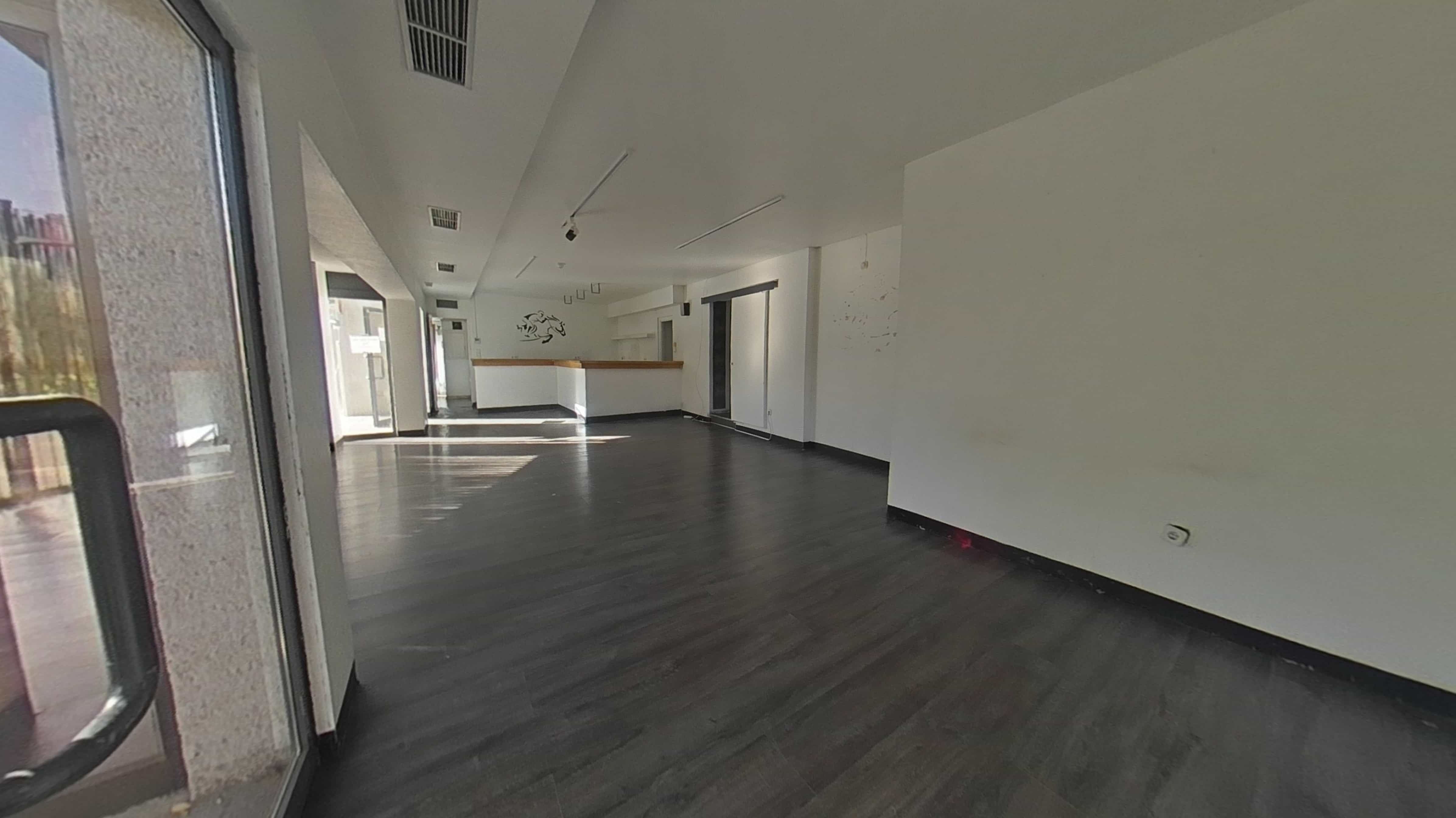 Venta de local comercial en Madrid