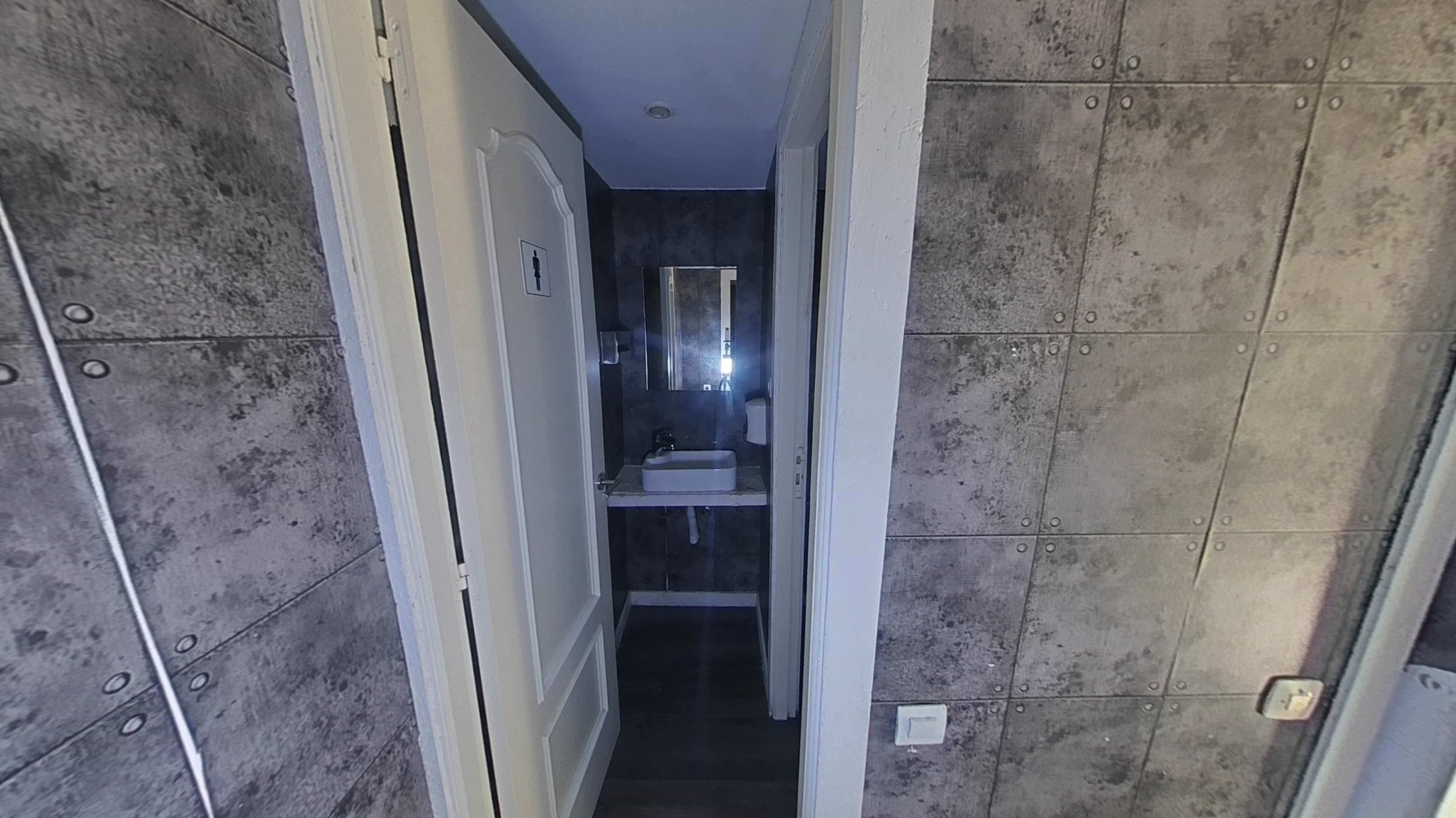 Venta de local comercial en Madrid