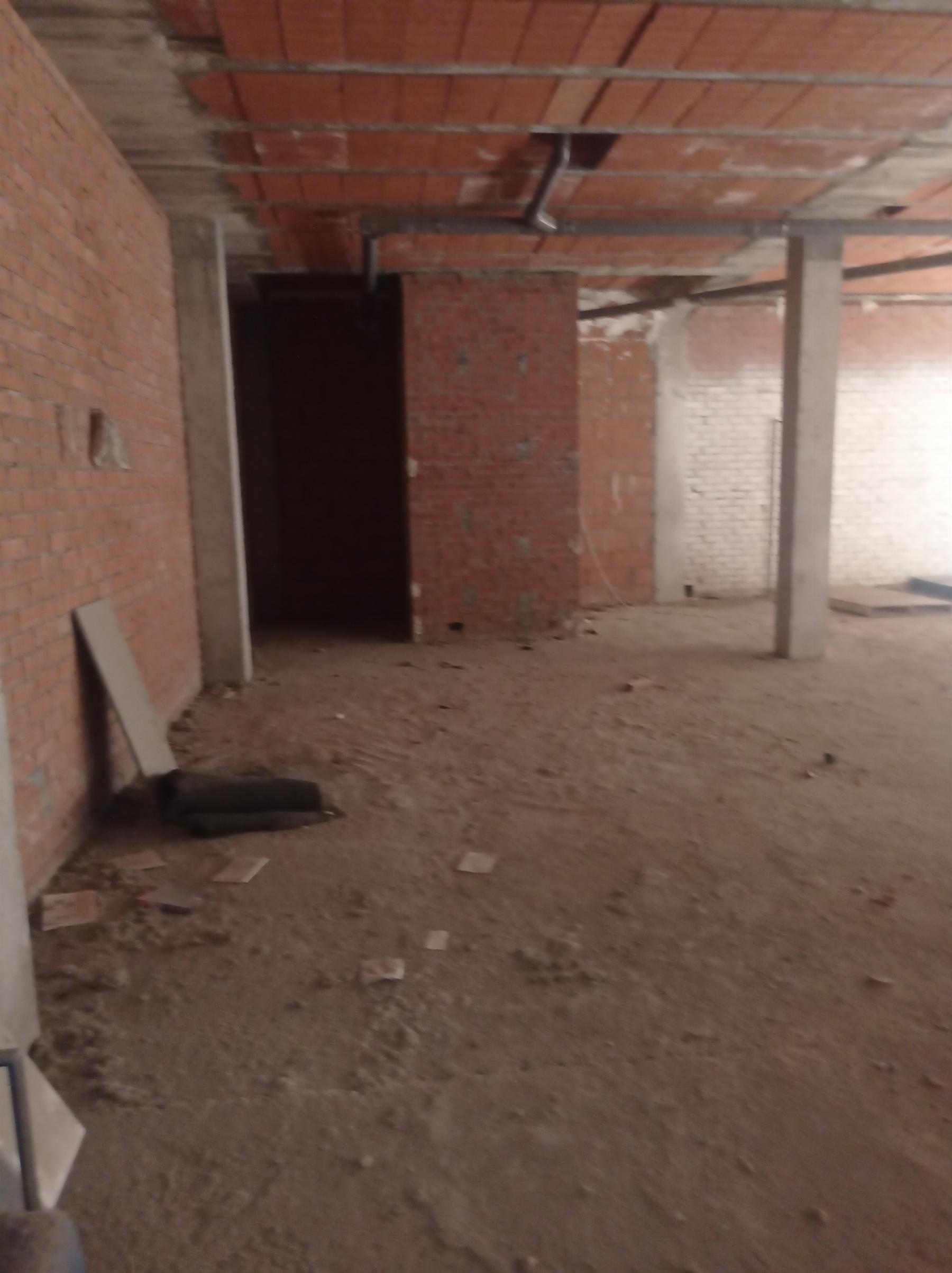 Venta de local comercial en Alcalá de Henares