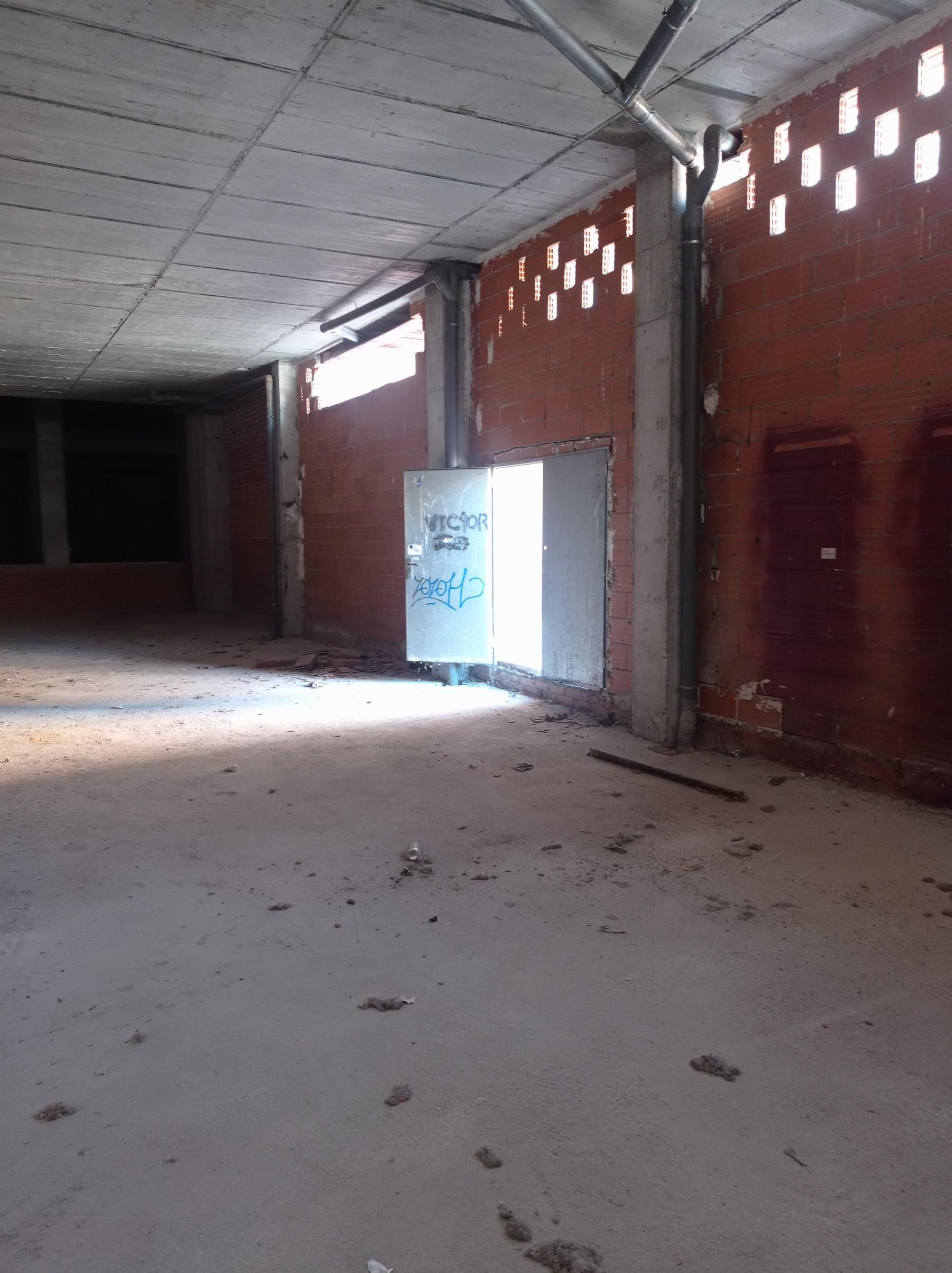 Venta de local comercial en Arganda del Rey