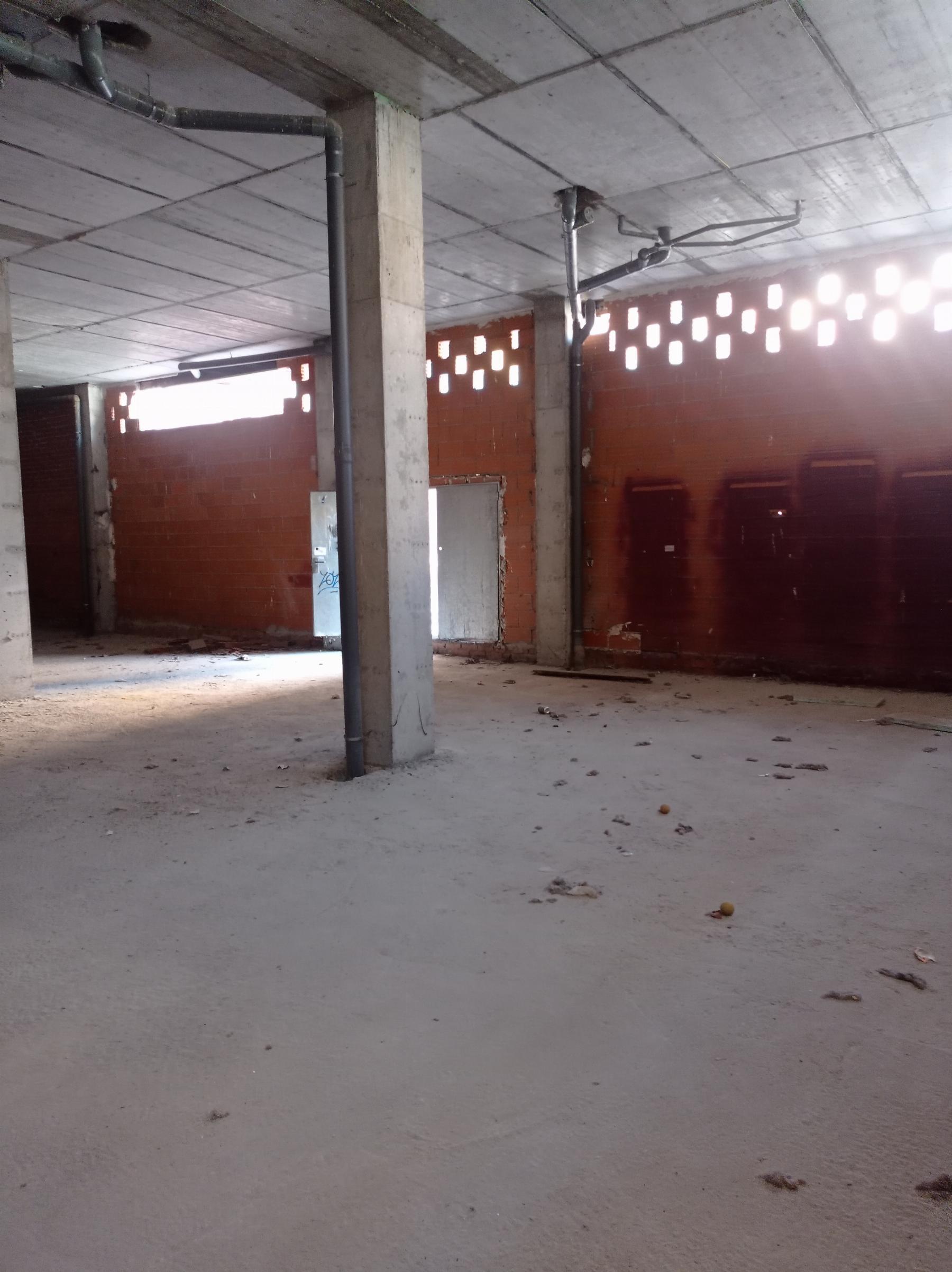Venta de local comercial en Arganda del Rey