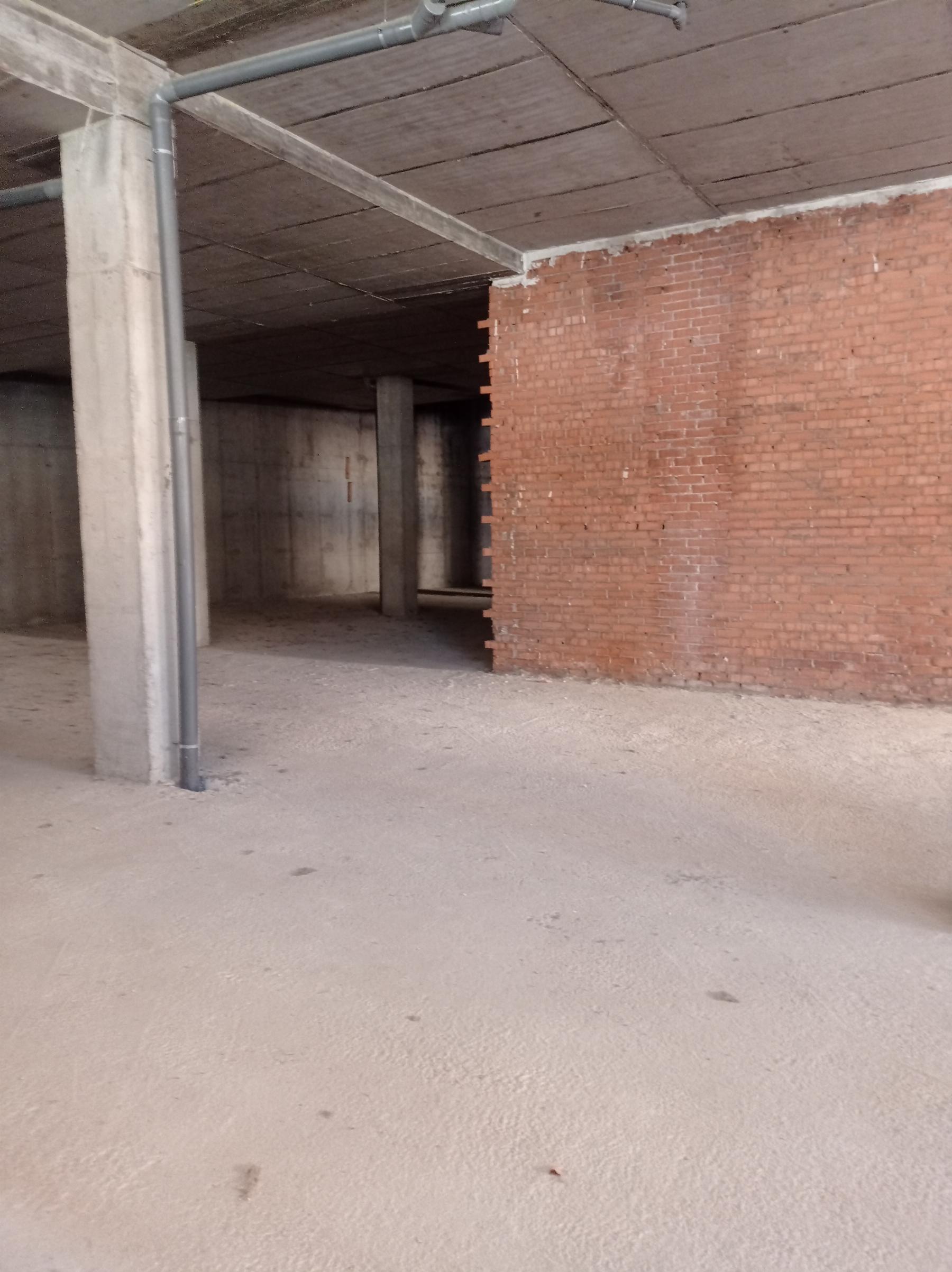 Venta de local comercial en Arganda del Rey