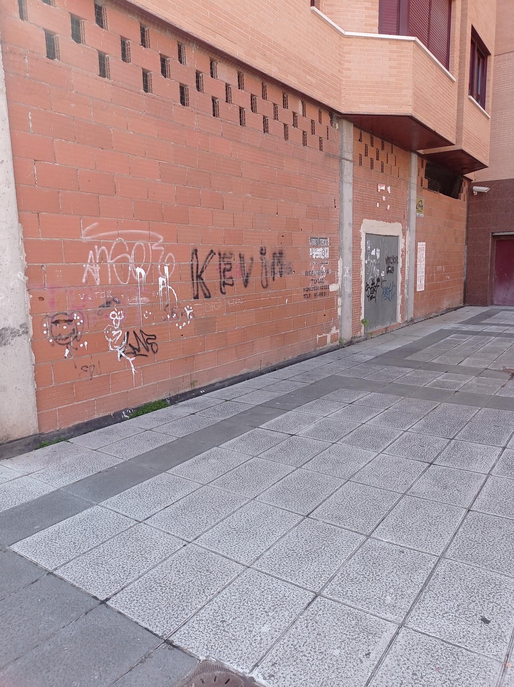 Venta de local comercial en Arganda del Rey