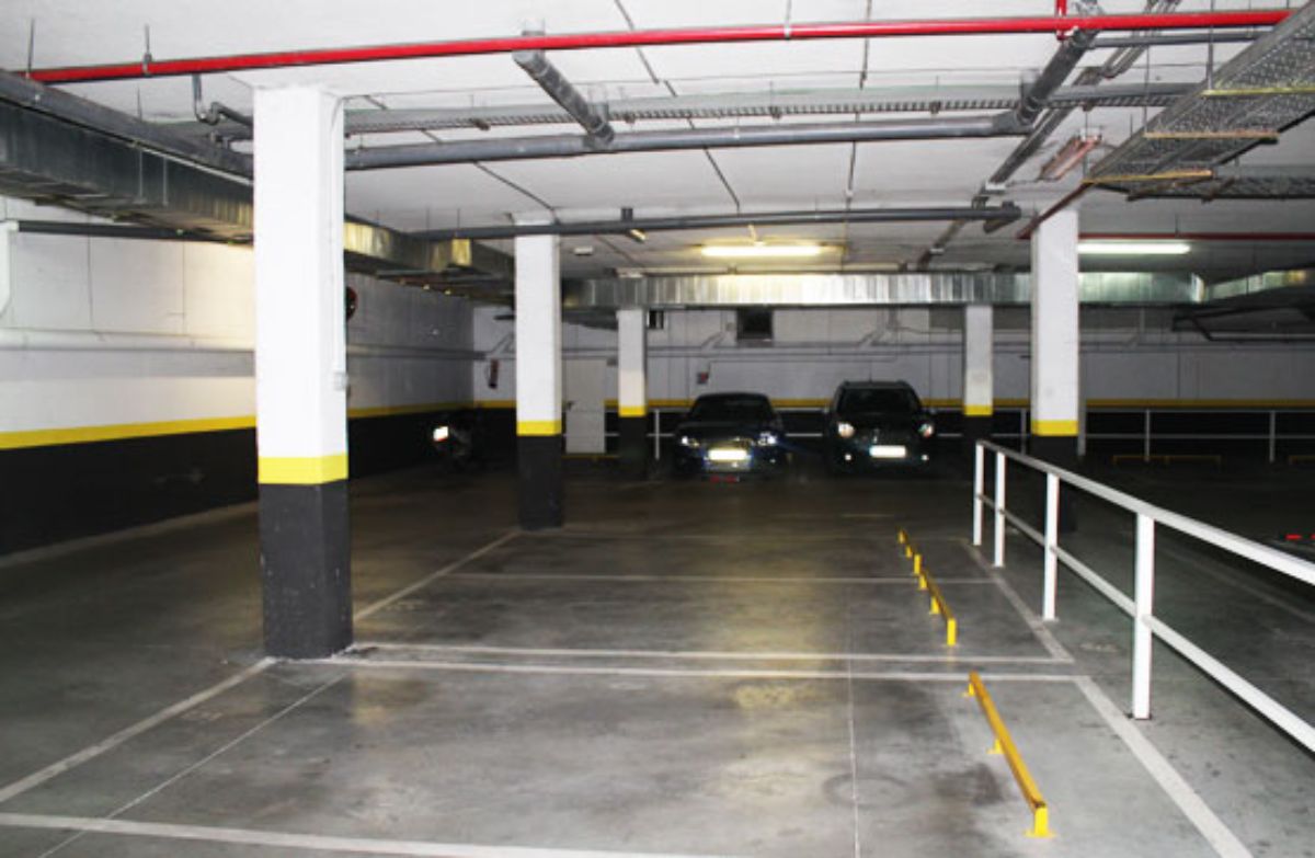 Venta de garaje en Villalbilla