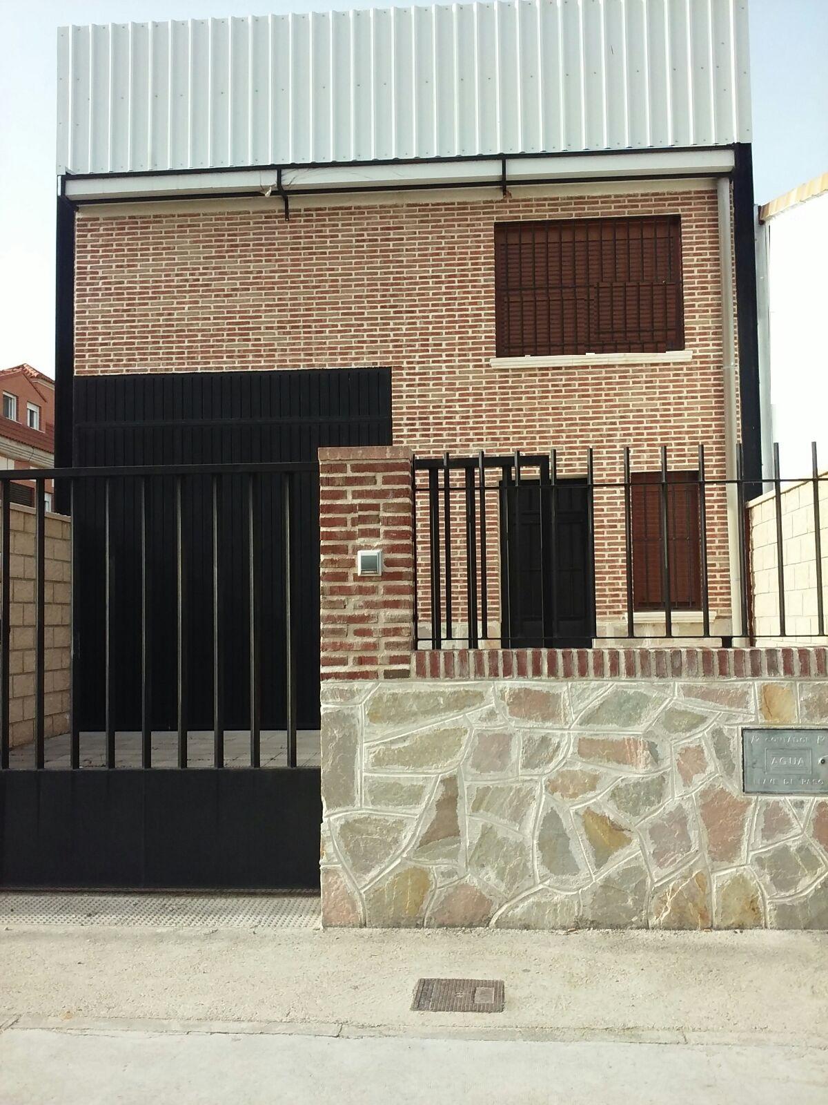 Venta de nave industrial en Valmojado