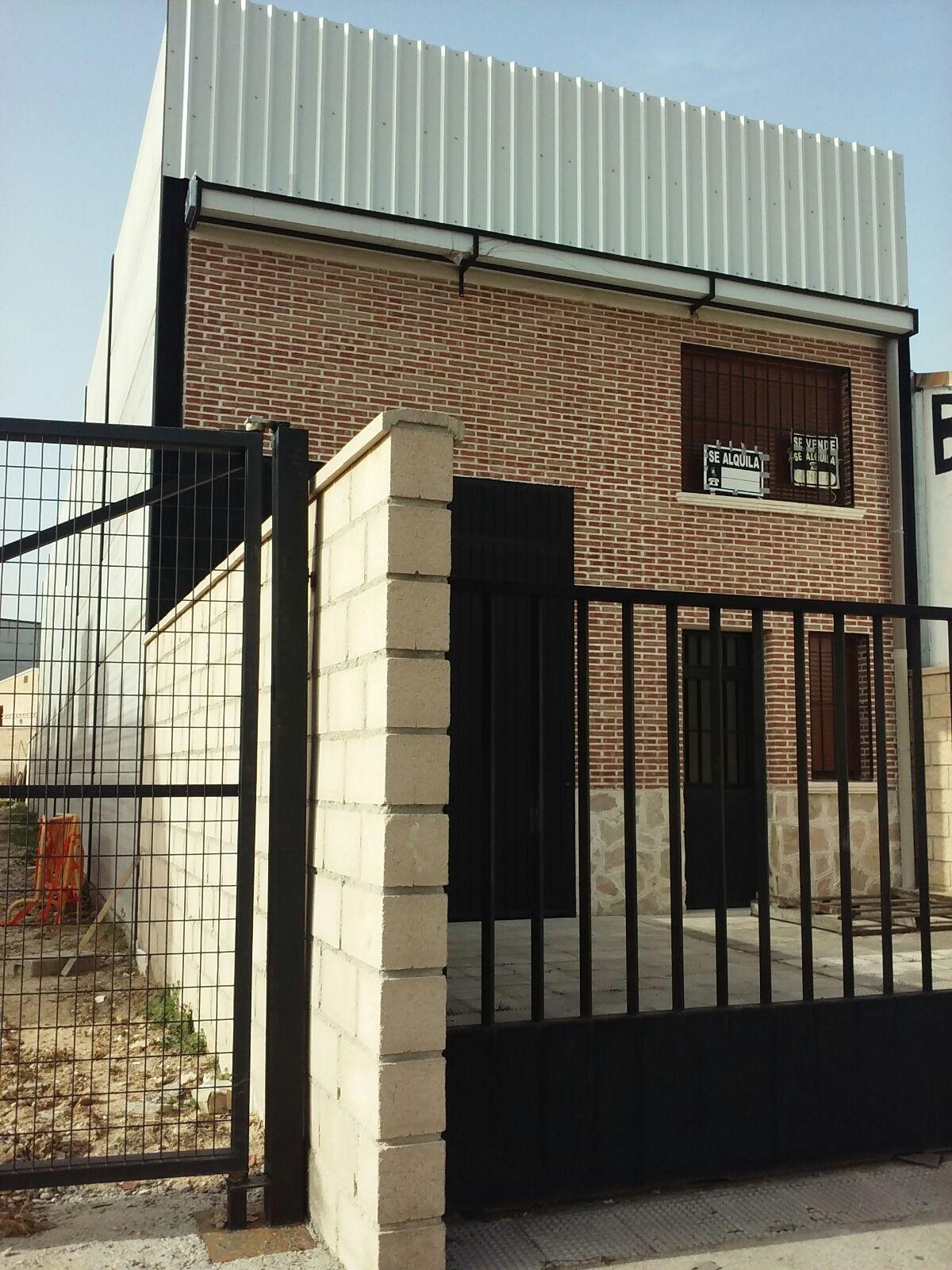 Venta de nave industrial en Valmojado