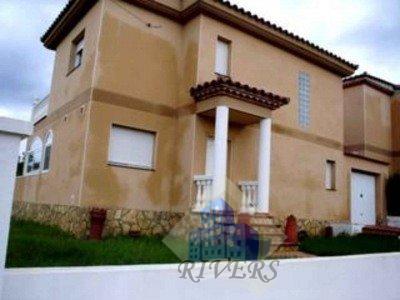 For sale of chalet in L´Ametlla de Mar