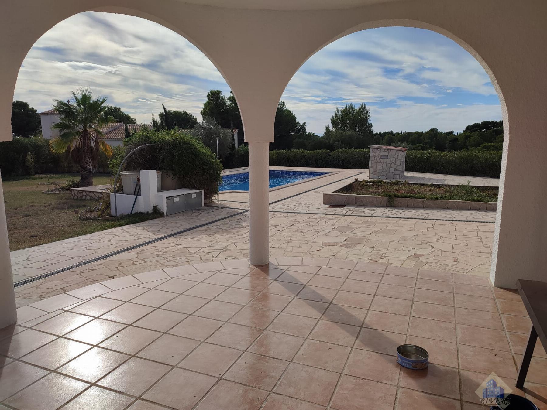 For sale of chalet in L´Ametlla de Mar