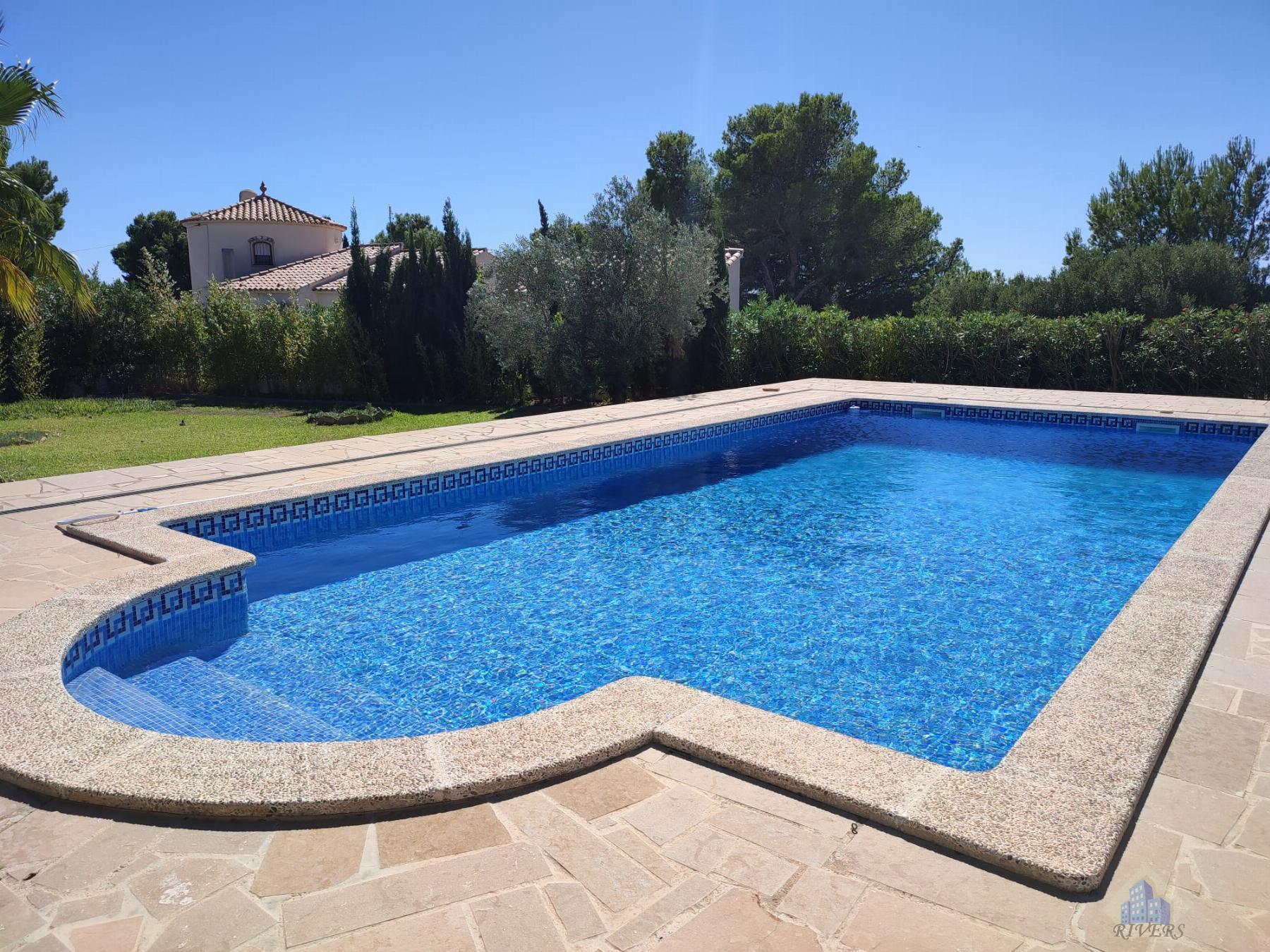 For sale of chalet in L´Ametlla de Mar