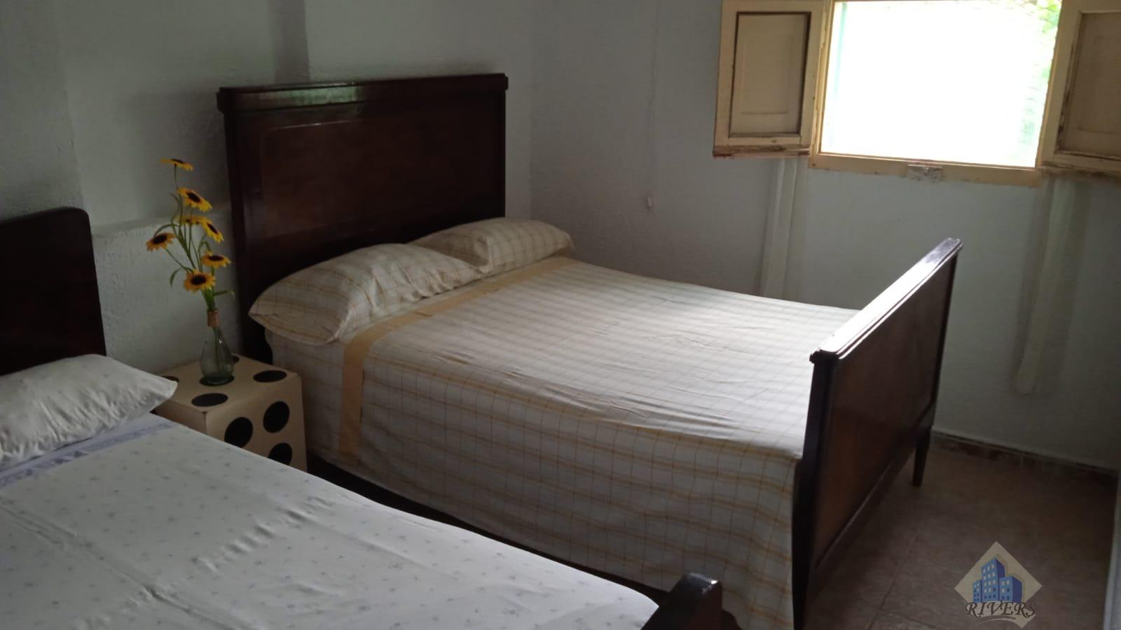 For sale of rural property in Tivissa