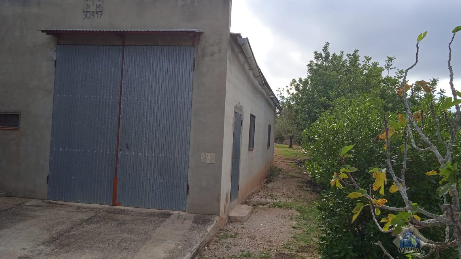 For sale of rural property in Tivissa
