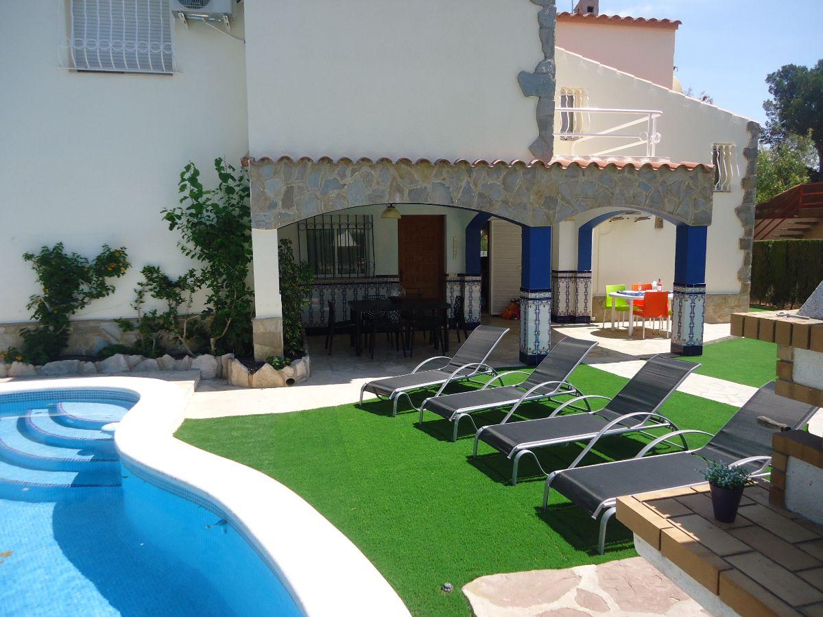 For rent of villa in L´Ametlla de Mar