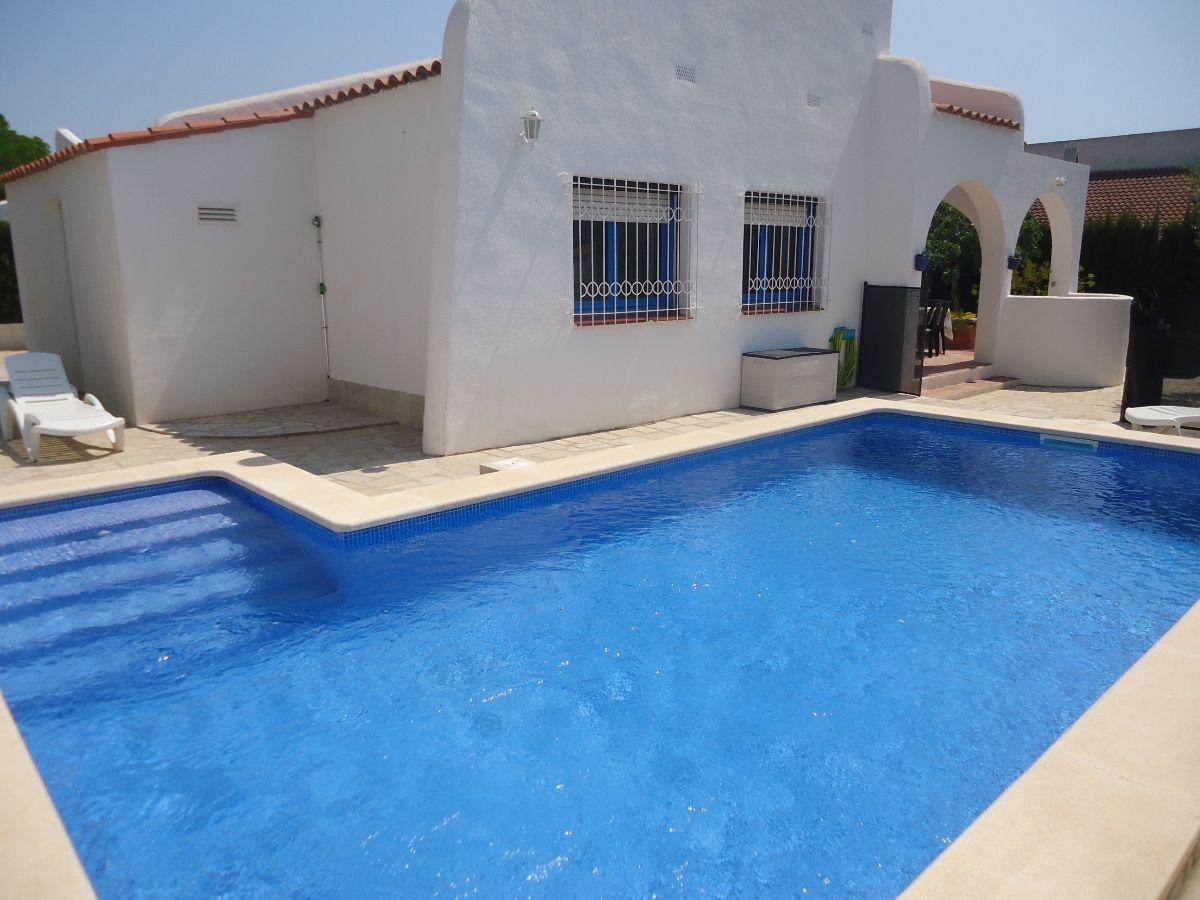 For rent of villa in L´Ametlla de Mar