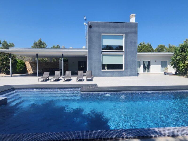 For rent of villa in L´Ametlla de Mar