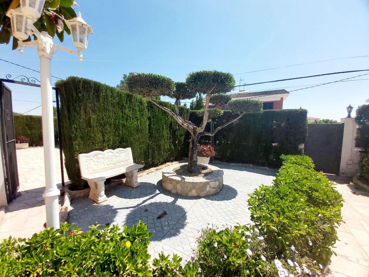 For rent of villa in L´Ametlla de Mar