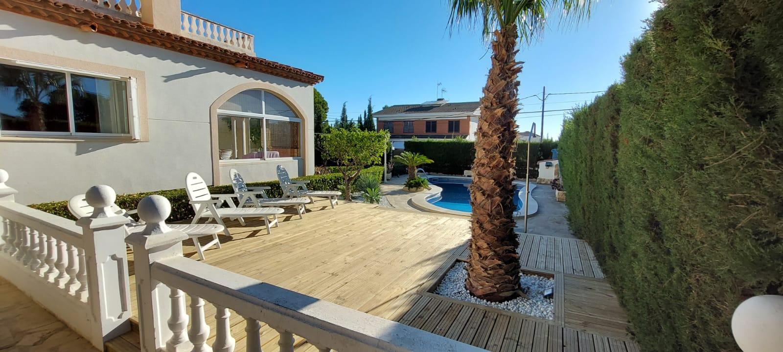 For rent of villa in L´Ametlla de Mar