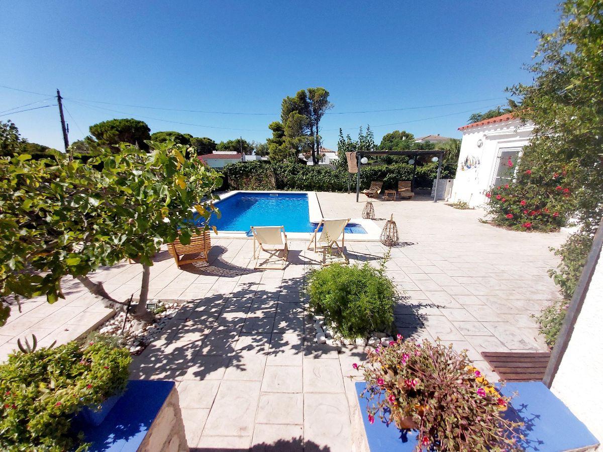 For rent of villa in L´Ametlla de Mar