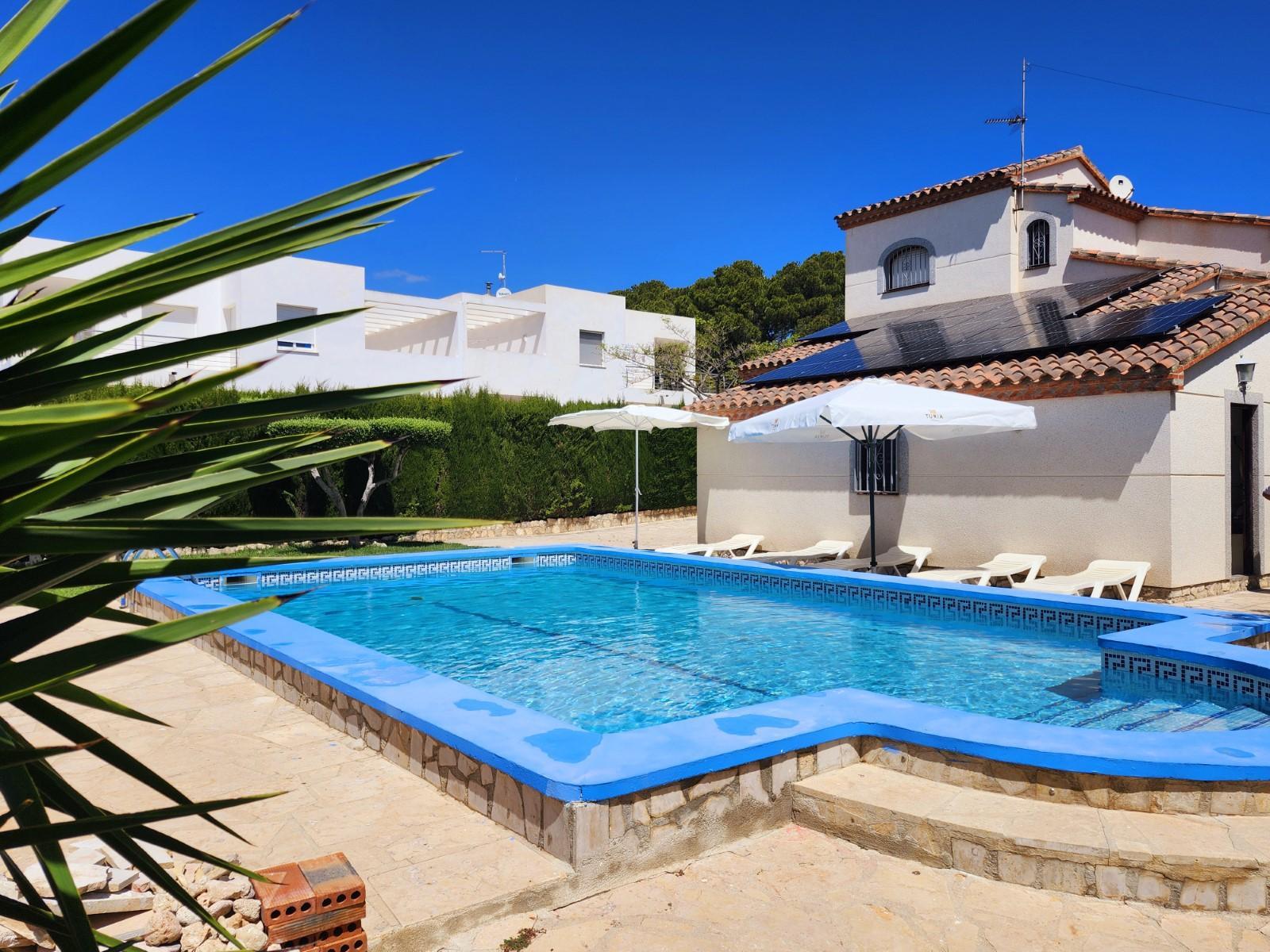 For rent of villa in L´Ametlla de Mar