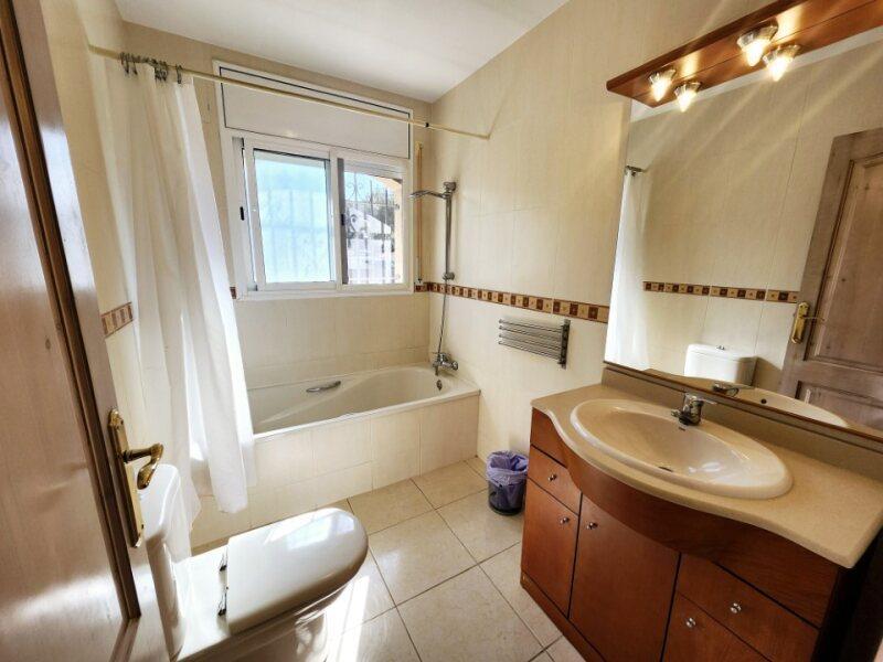 For rent of house in L´Ametlla de Mar