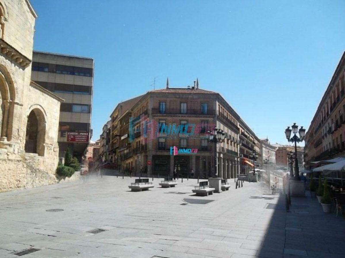Venta de local comercial en Segovia