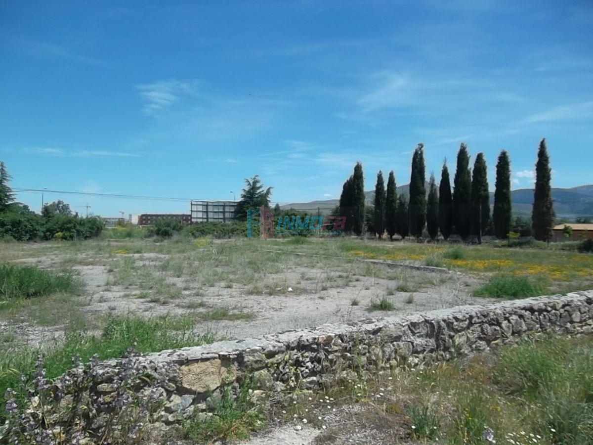 For rent of land in Palazuelos de Eresma