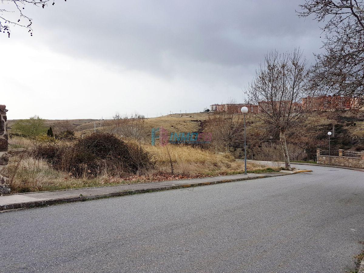 Venta de terreno en San Cristóbal de Segovia
