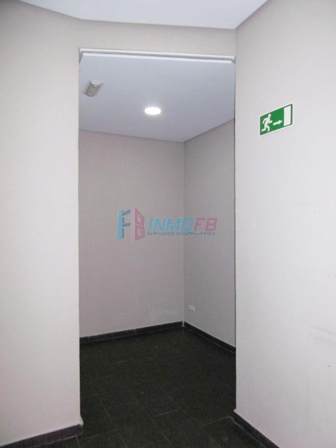 For rent of commercial in Segovia