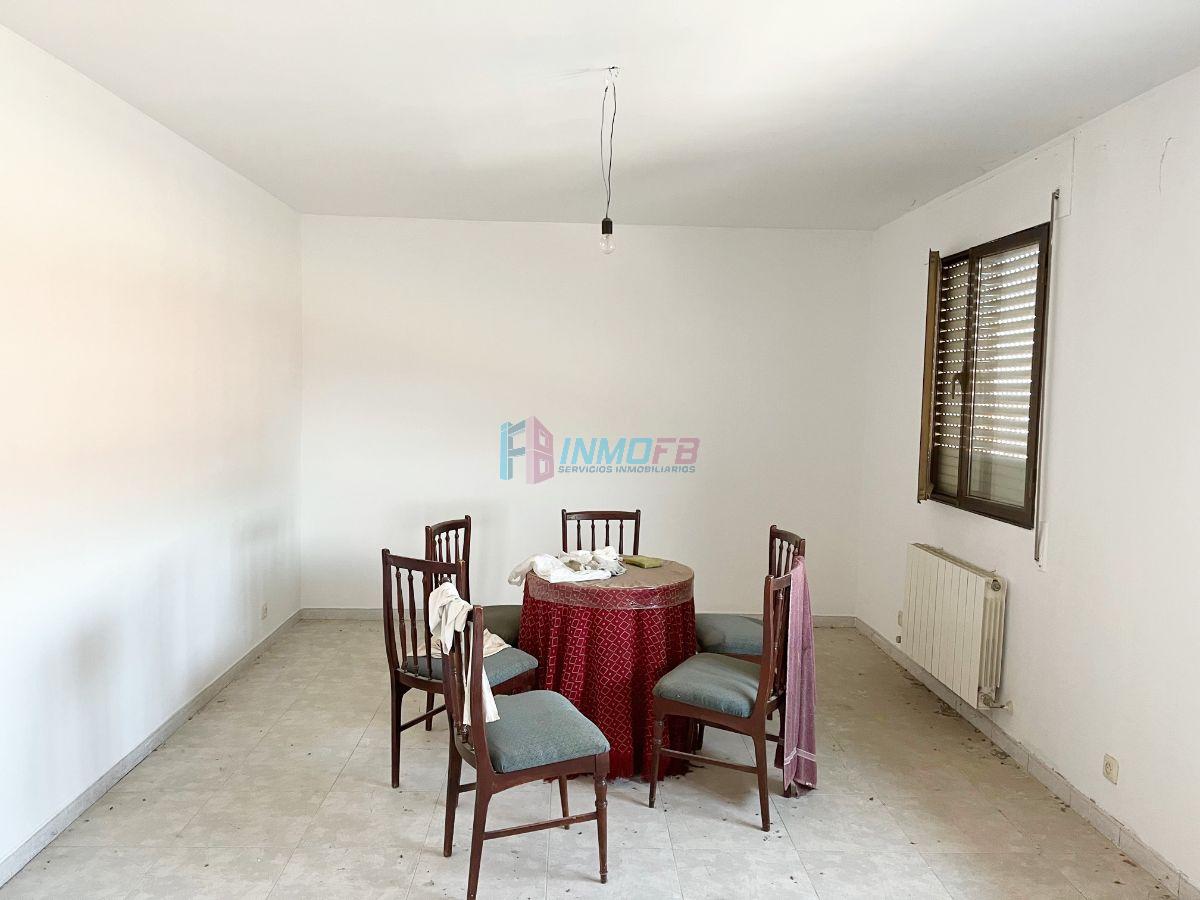 For sale of flat in Hontoria