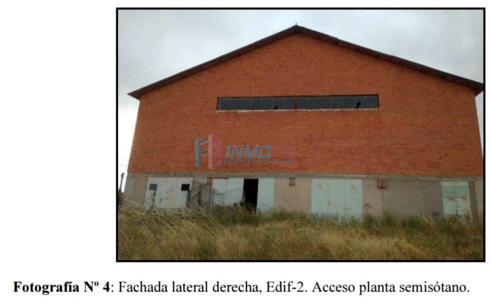 For sale of industrial plant/warehouse in Torrecaballeros